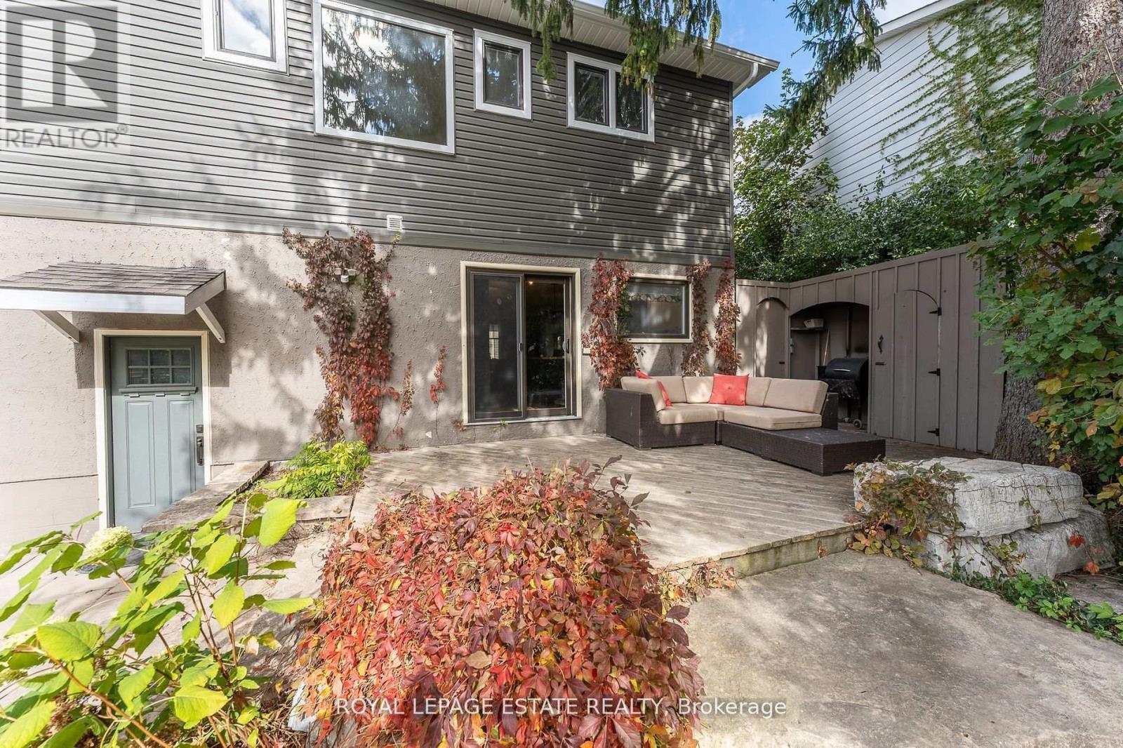 












6641 MAIN STREET

,
Whitchurch-Stouffville,




Ontario
L4A6B3

