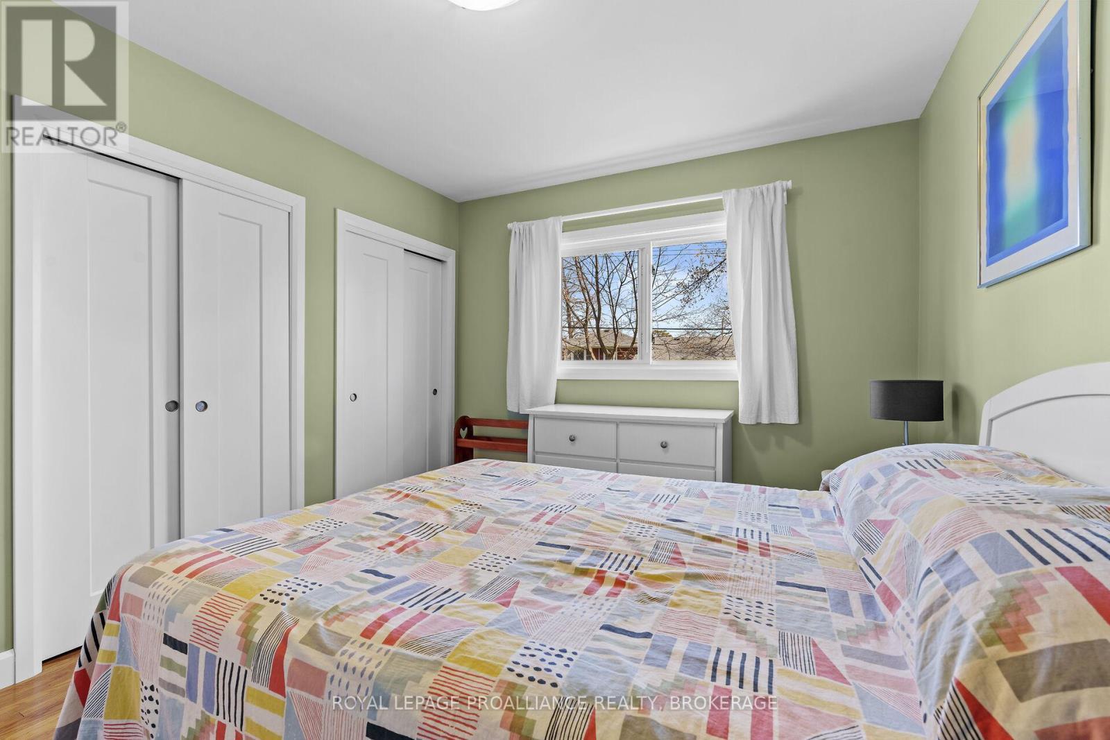 












37 ROBERT WALLACE DRIVE

,
Kingston (Central City West),




Ontario
K7M1X7

