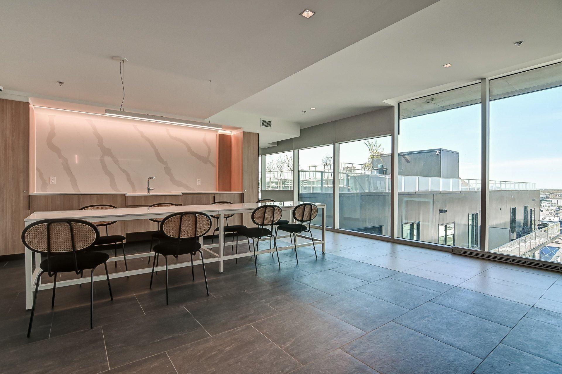 









60


Rue de l'Éclipse

, 1503,
Brossard,




QC
J4Z0T8

