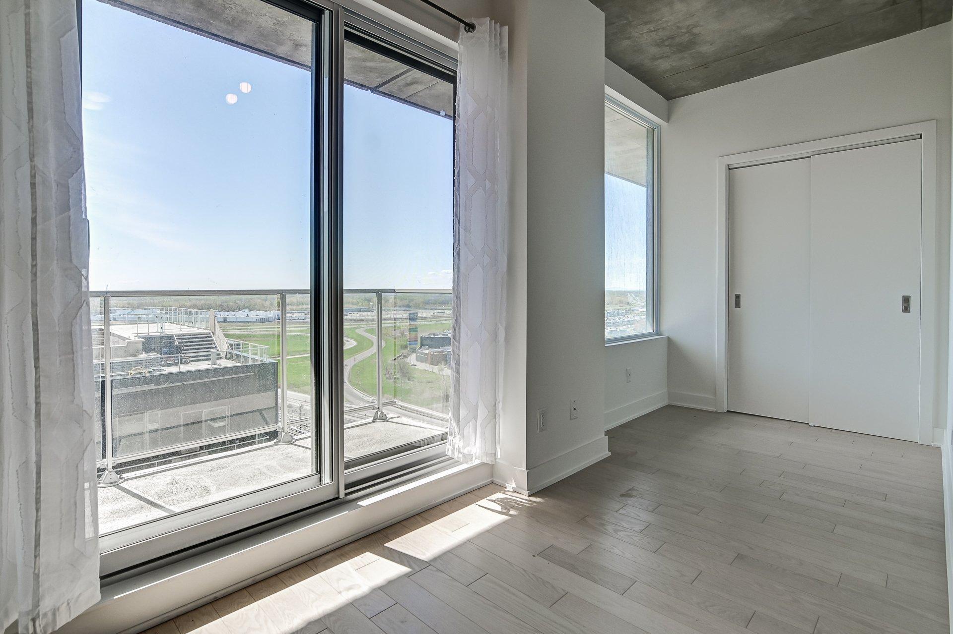 









60


Rue de l'Éclipse

, 1503,
Brossard,




QC
J4Z0T8

