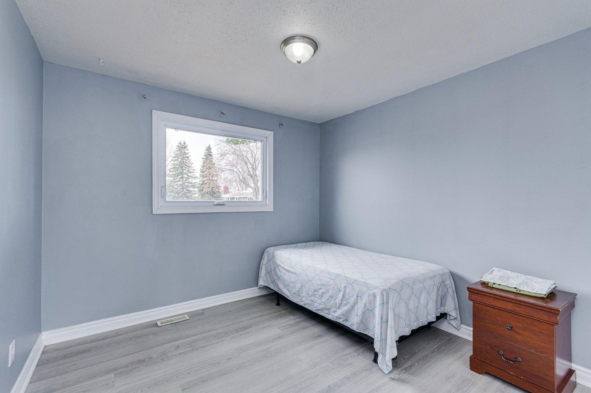 









2


Rue Micheline

,
Gatineau (Gatineau),




QC
J8T3K1

