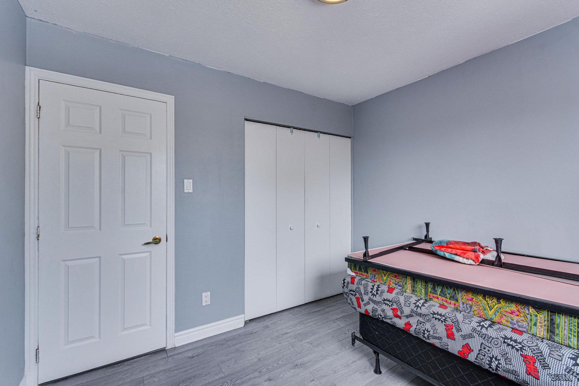 









2


Rue Micheline

,
Gatineau (Gatineau),




QC
J8T3K1

