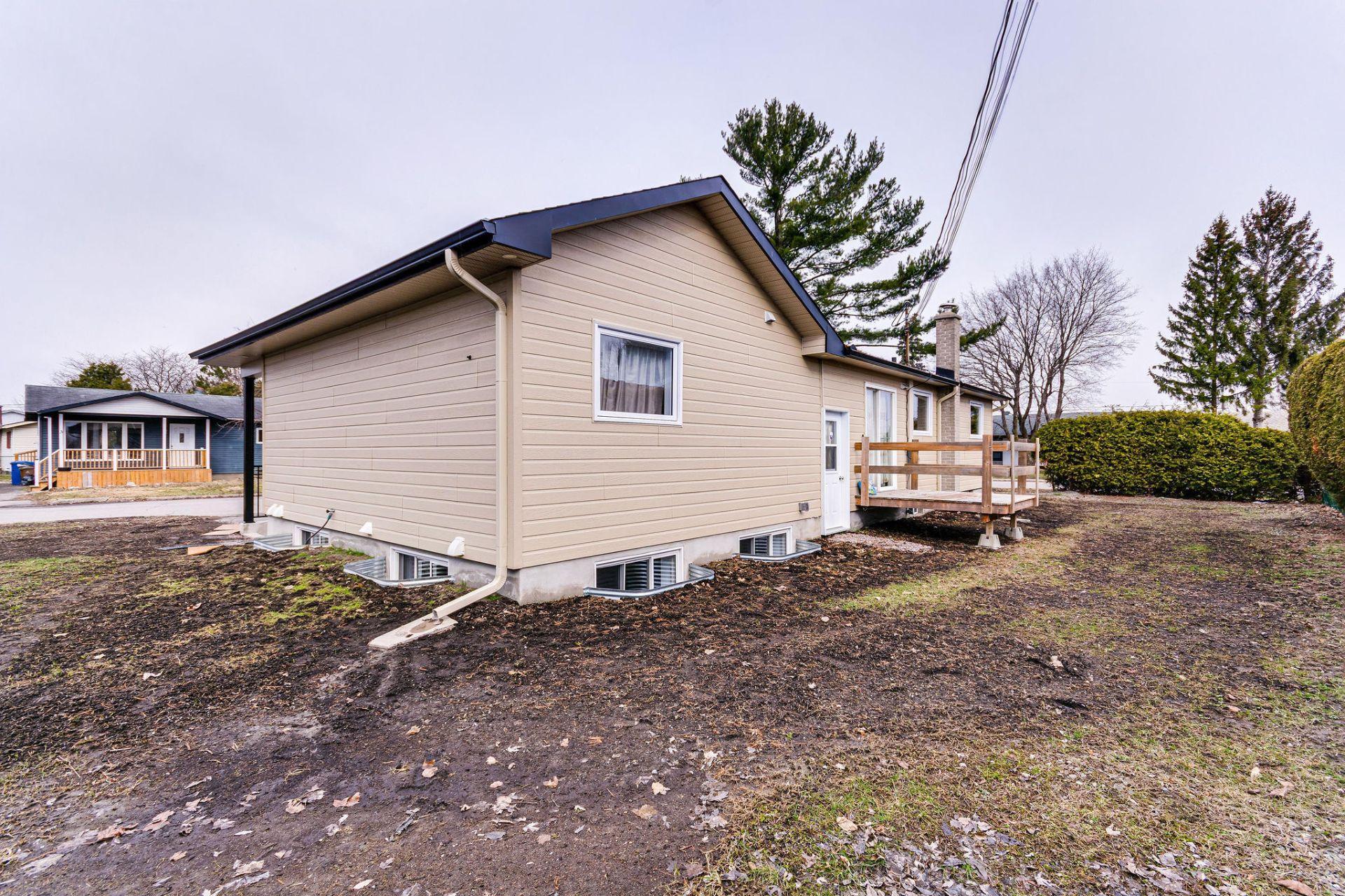 









2


Rue Micheline

,
Gatineau (Gatineau),




QC
J8T3K1

