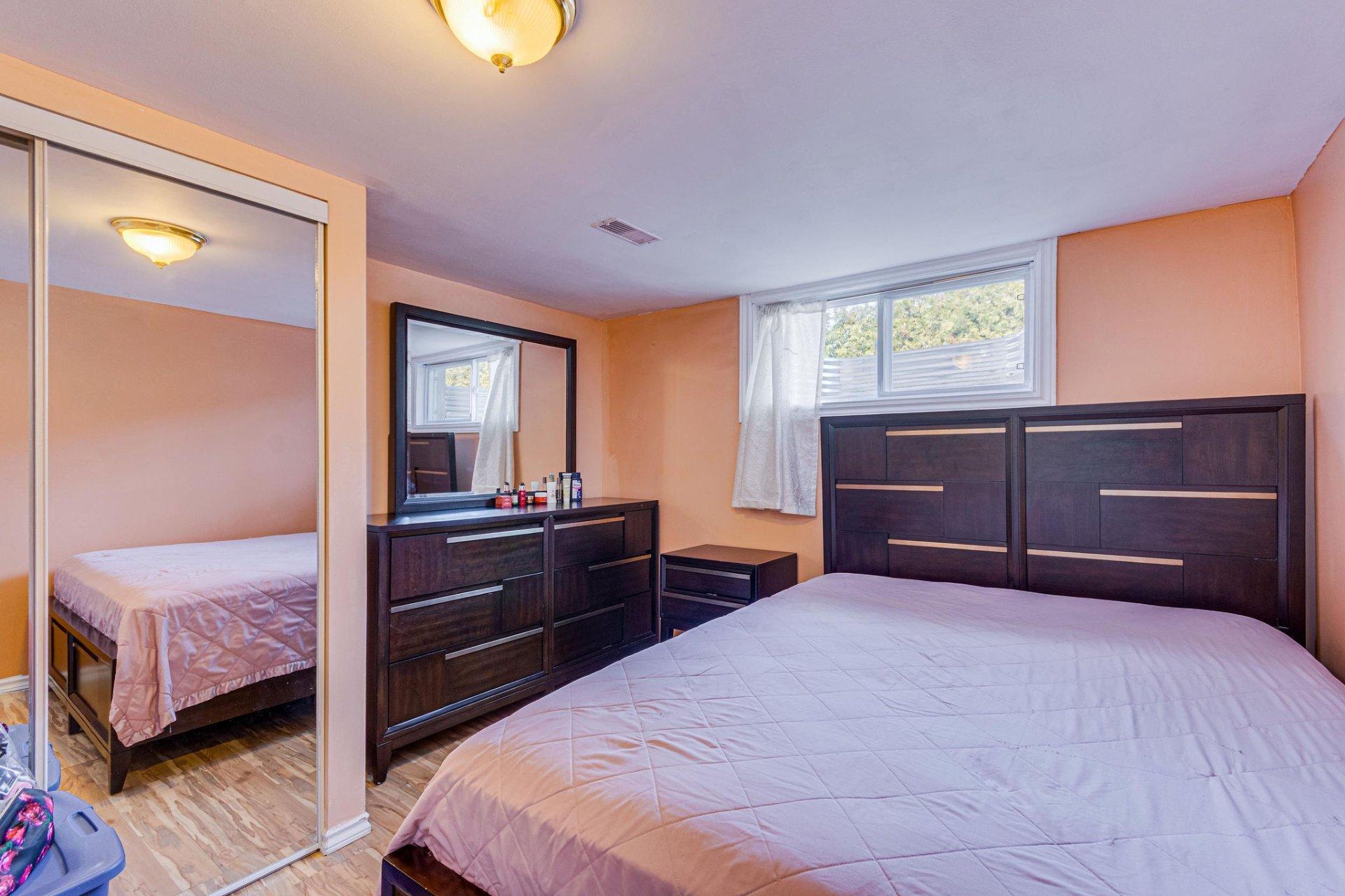 









2


Rue Micheline

,
Gatineau (Gatineau),




QC
J8T3K1

