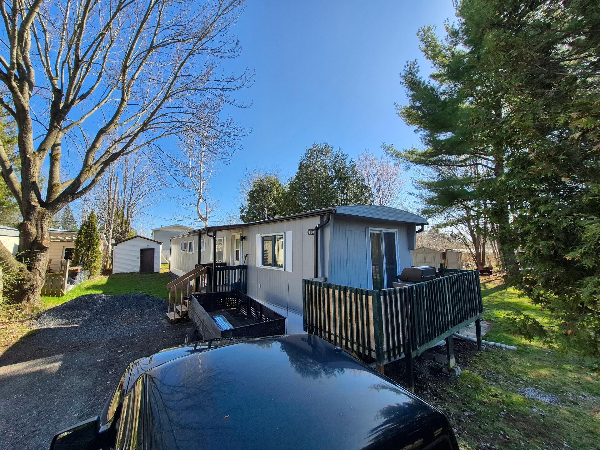 









108


Rue Mystic

,
Brigham,




QC
J2K4W1

