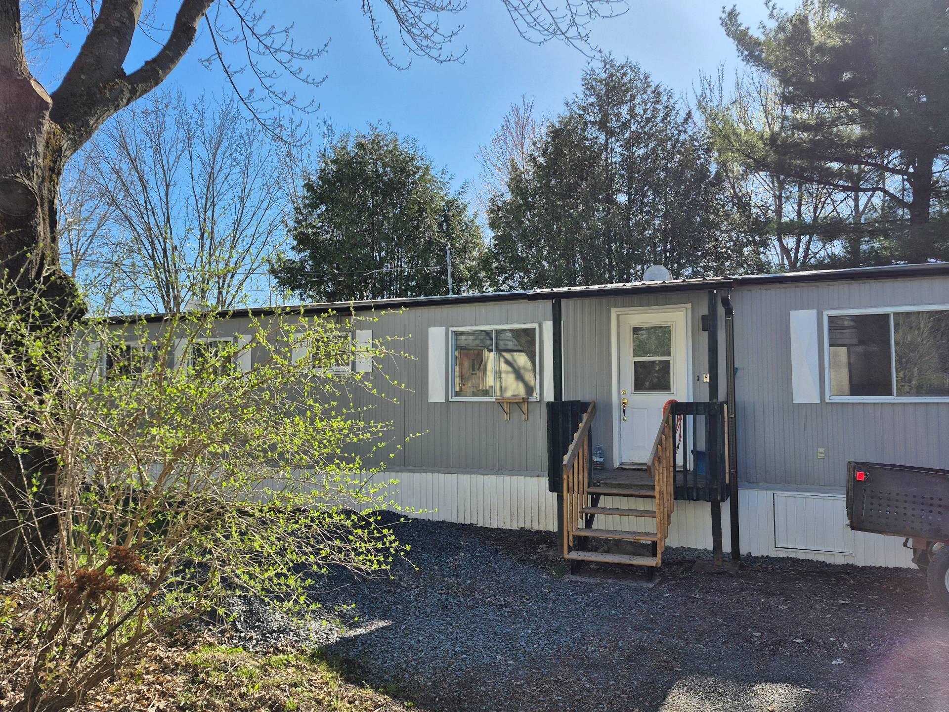 









108


Rue Mystic

,
Brigham,




QC
J2K4W1

