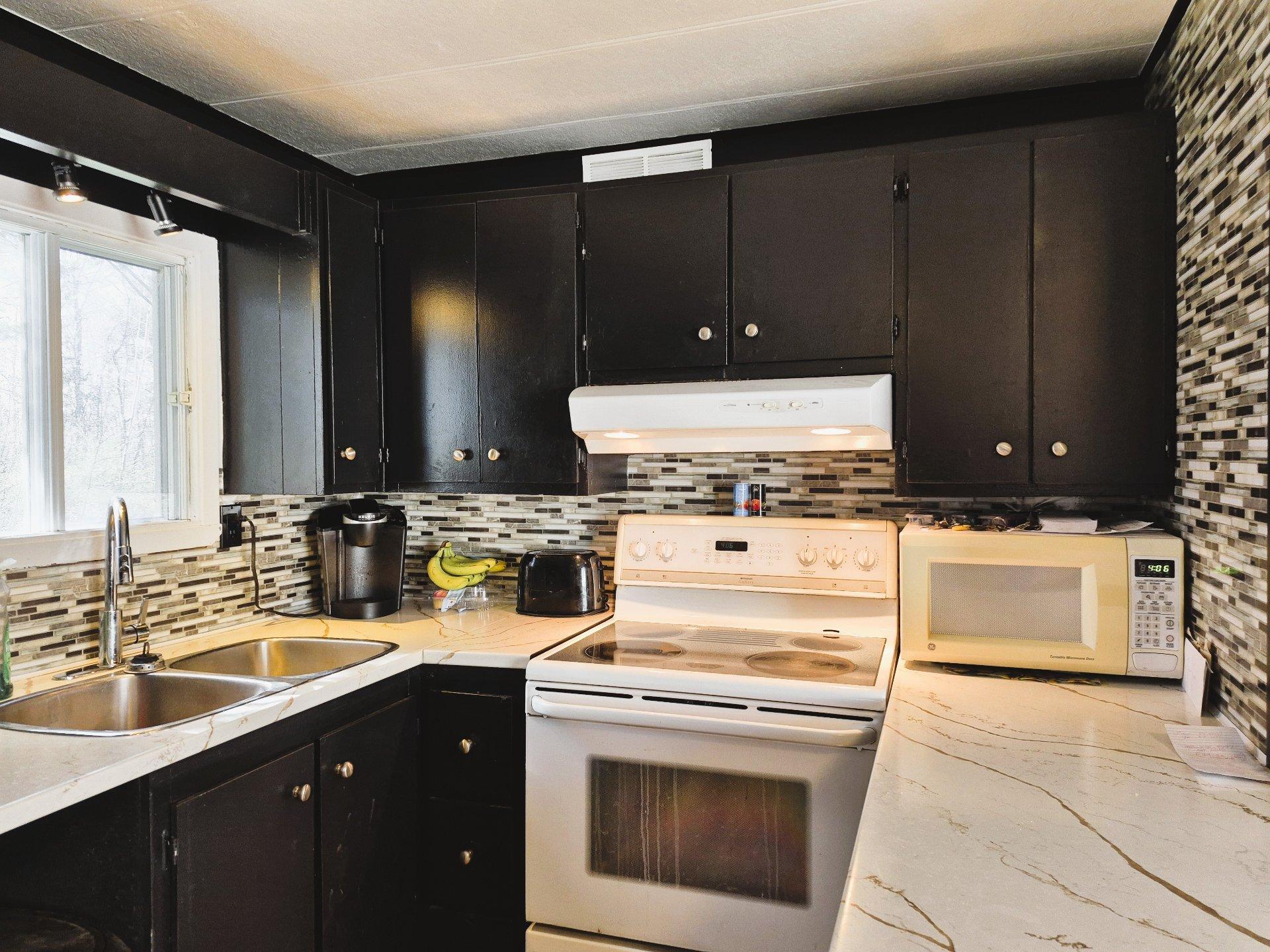 









108


Rue Mystic

,
Brigham,




QC
J2K4W1

