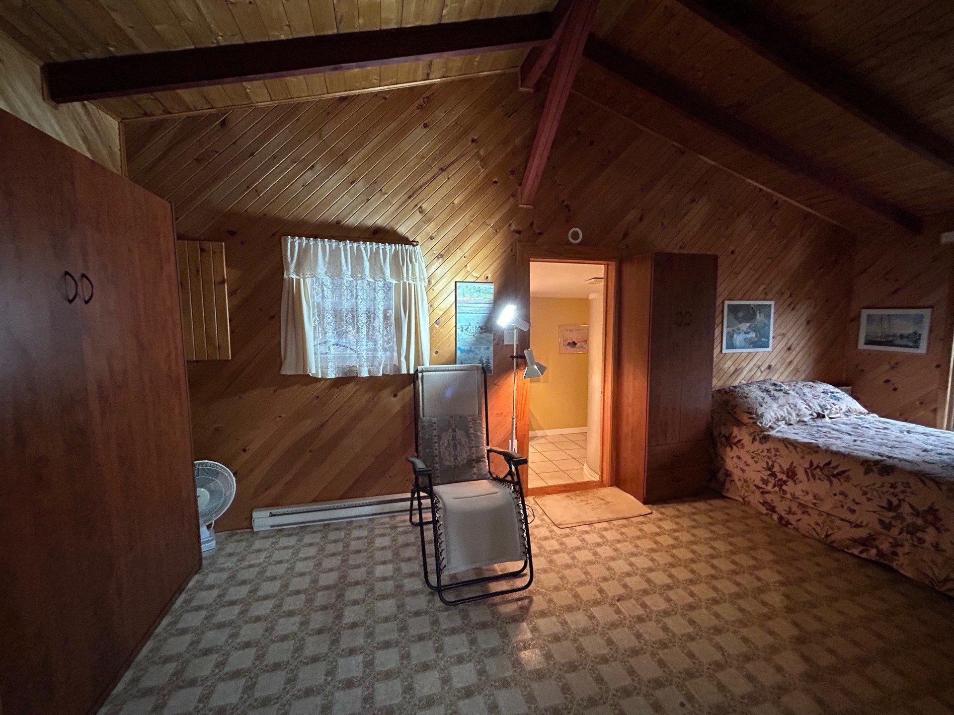 









2470


Ch. des Îles

,
Entrelacs,




QC
J0T2E0

