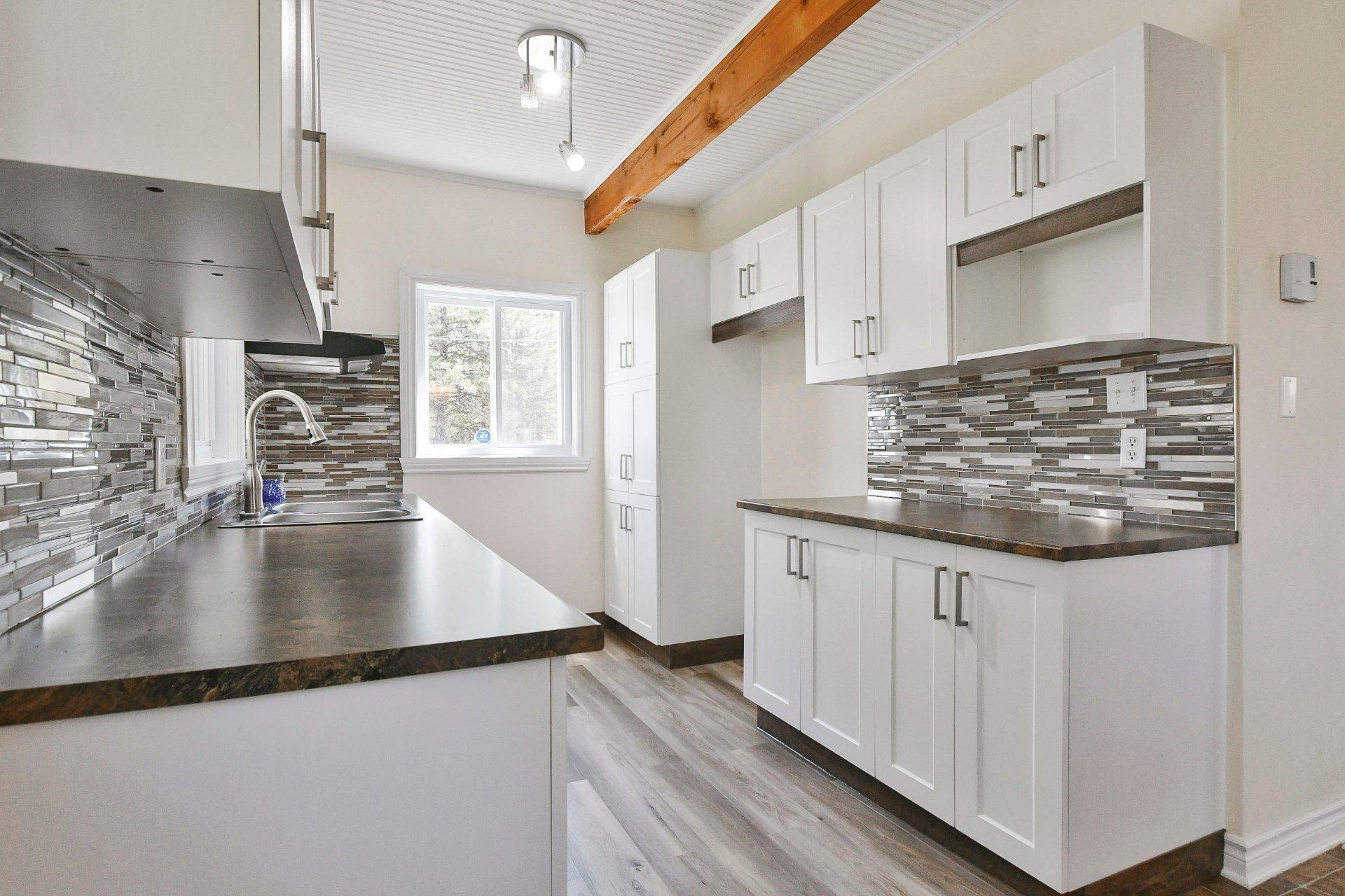 









3567


2e avenue du Domaine-Patry

,
Sainte-Julienne,




QC
J0K2T0

