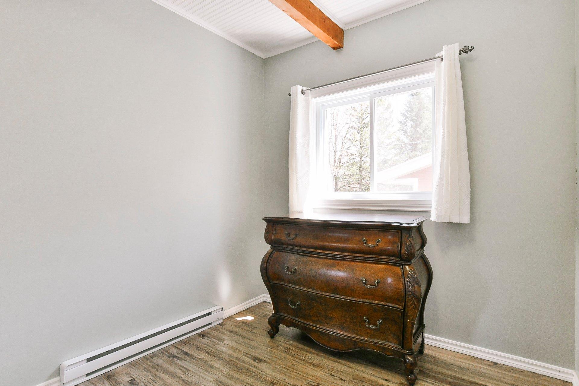 









3567


2e avenue du Domaine-Patry

,
Sainte-Julienne,




QC
J0K2T0

