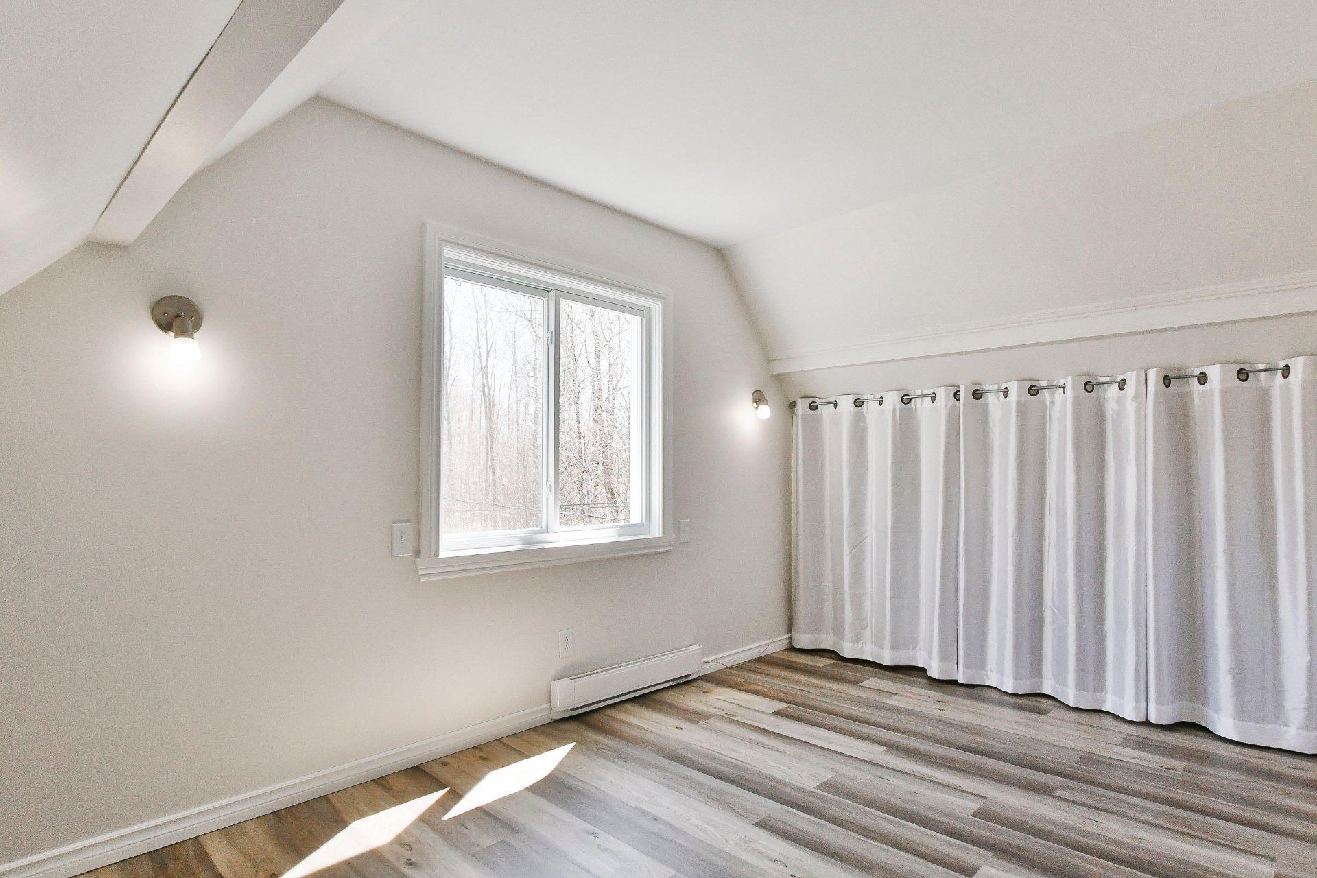 









3567


2e avenue du Domaine-Patry

,
Sainte-Julienne,




QC
J0K2T0

