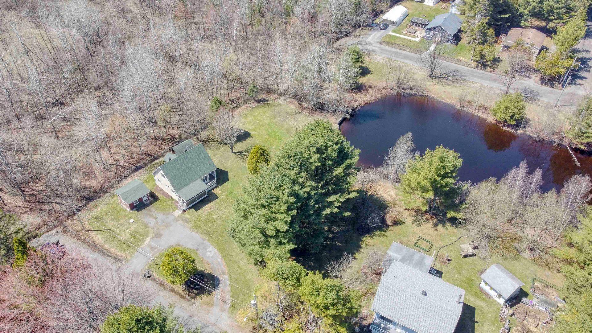 









3567


2e avenue du Domaine-Patry

,
Sainte-Julienne,




QC
J0K2T0

