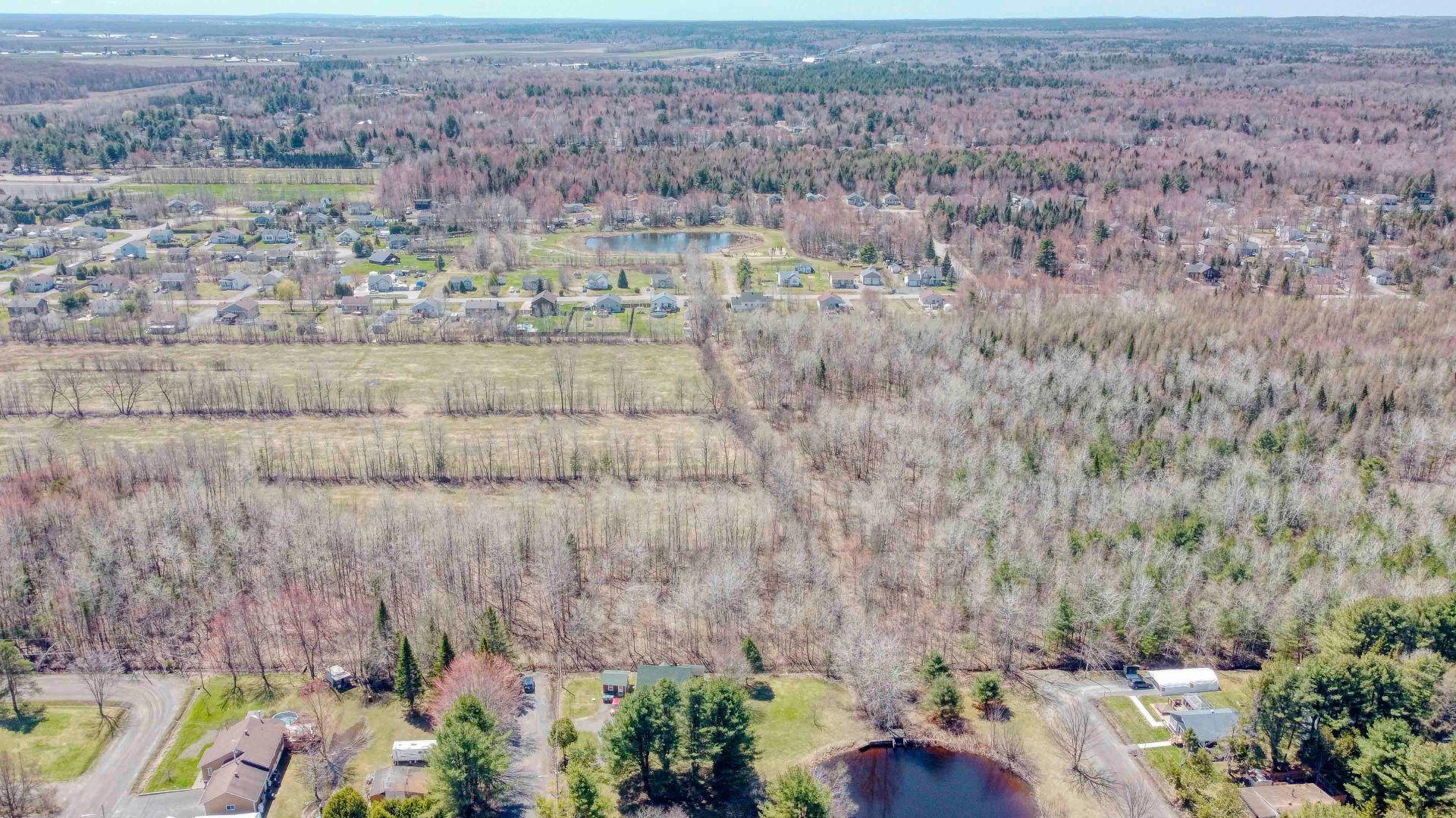 









3567


2e avenue du Domaine-Patry

,
Sainte-Julienne,




QC
J0K2T0

