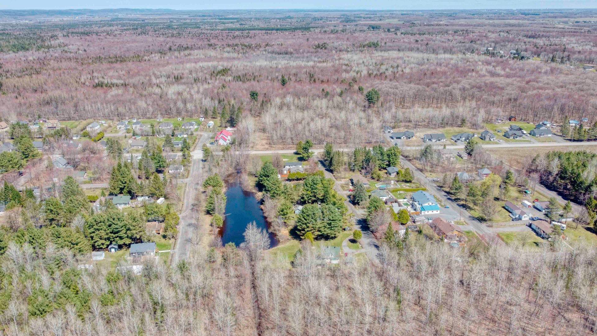 









3567


2e avenue du Domaine-Patry

,
Sainte-Julienne,




QC
J0K2T0

