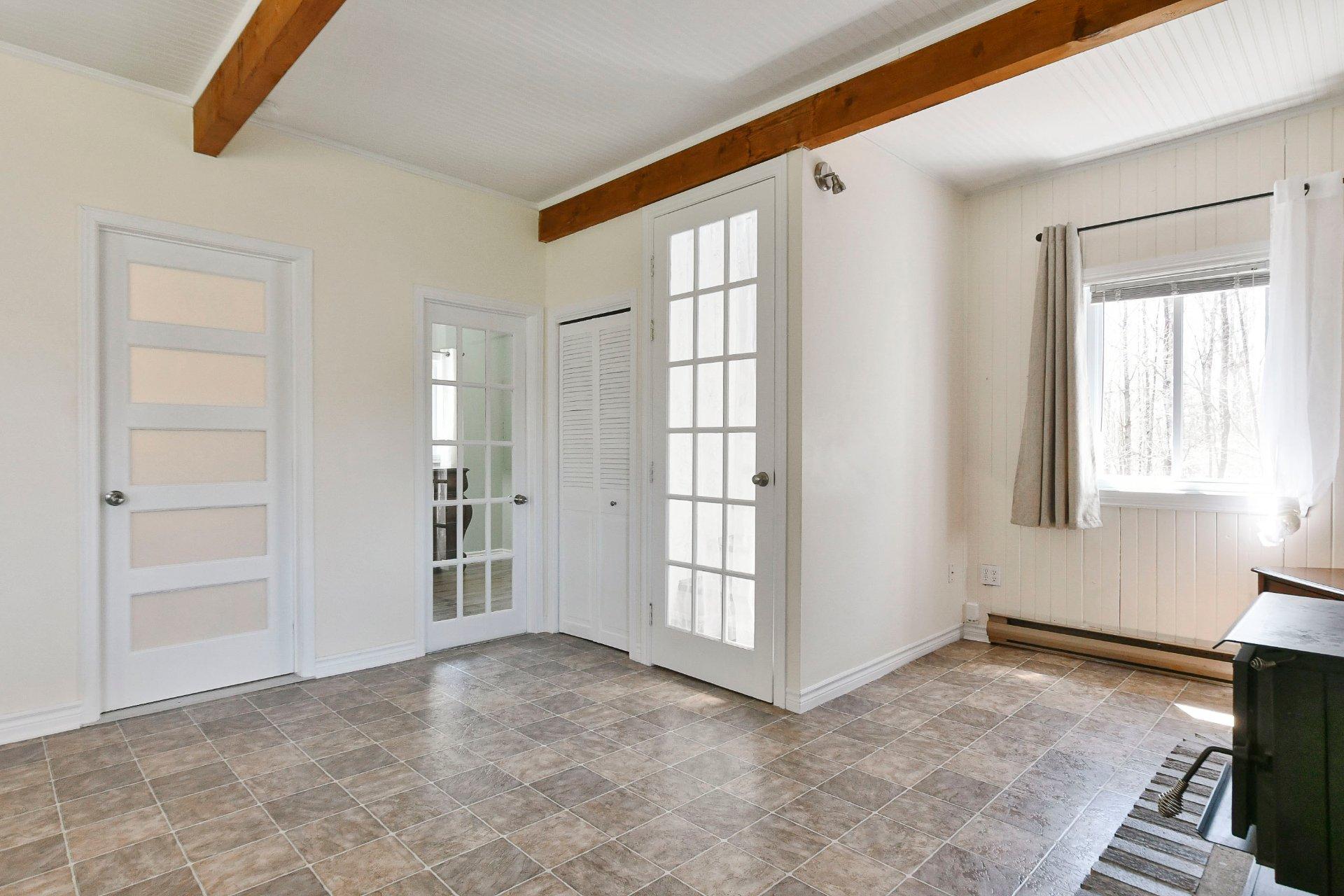 









3567


2e avenue du Domaine-Patry

,
Sainte-Julienne,




QC
J0K2T0

