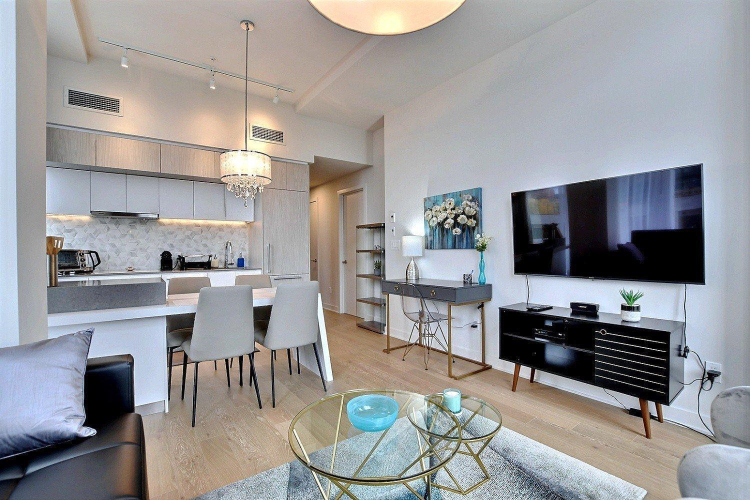 









1188


Rue St-Antoine O.

, 710,
Montréal (Ville-Marie),




QC
H3C1B4


