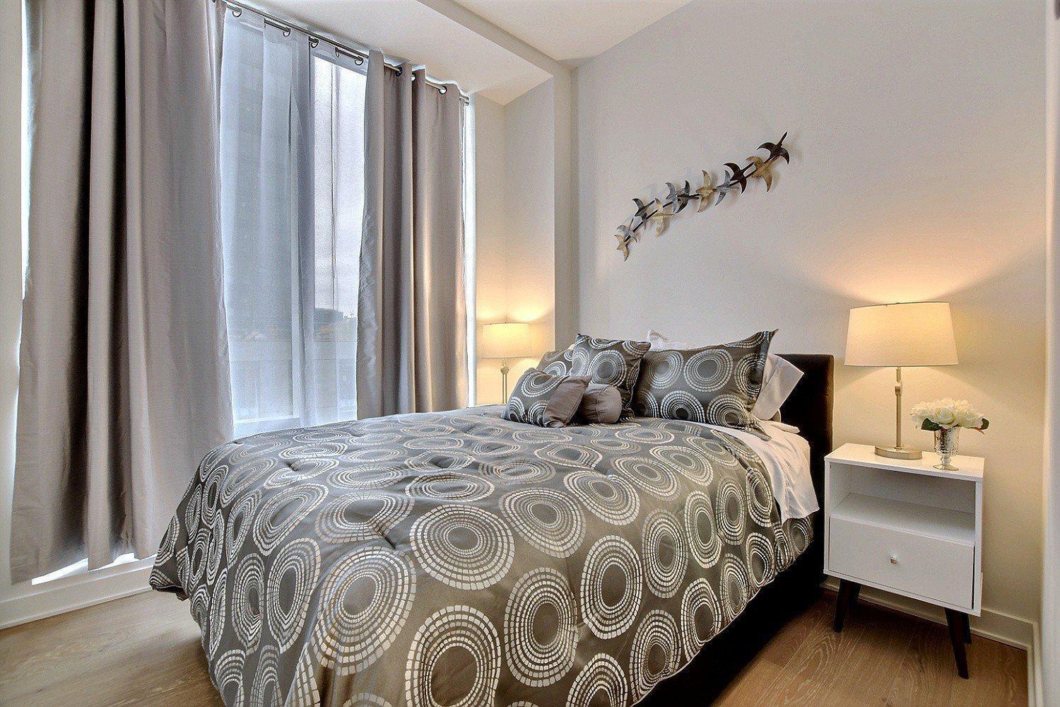 









1188


Rue St-Antoine O.

, 710,
Montréal (Ville-Marie),




QC
H3C1B4

