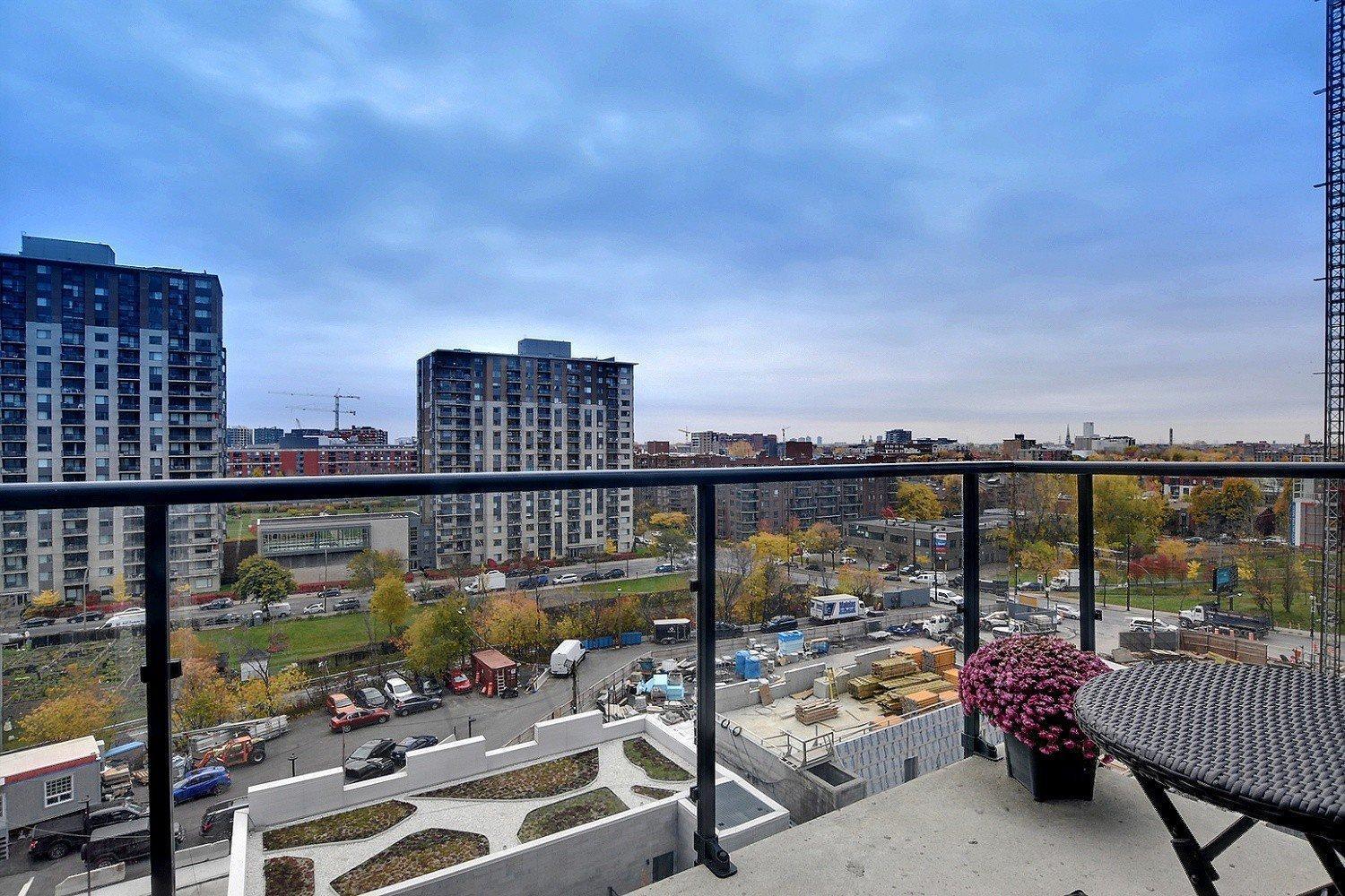 









1188


Rue St-Antoine O.

, 710,
Montréal (Ville-Marie),




QC
H3C1B4

