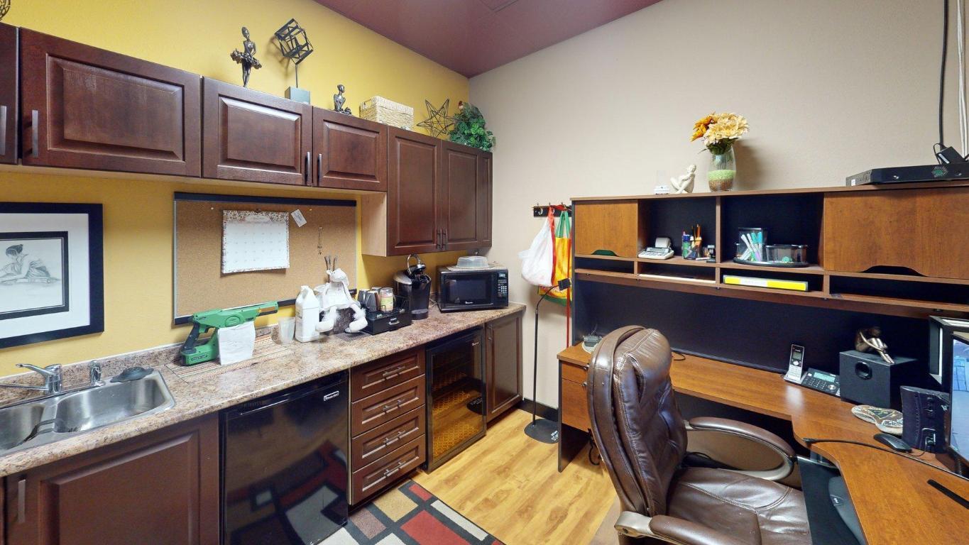 









518


Cranbrook

Street,
Cranbrook,




BC
V1C 3R6

