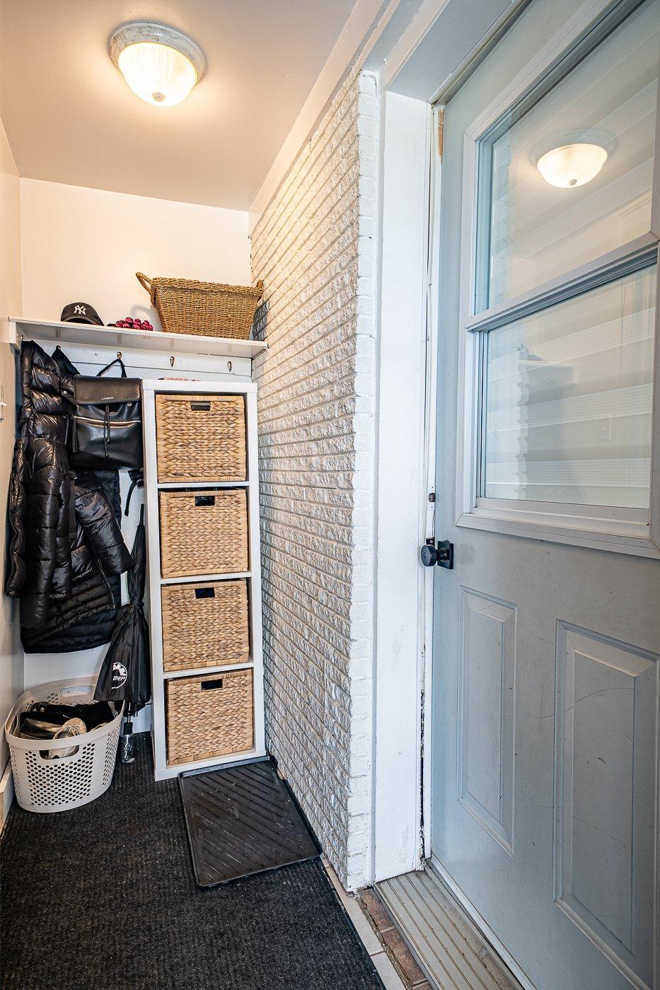 









606

 - 606A


Rue Laurier

,
Val-des-Sources,




QC
J1T2J3

