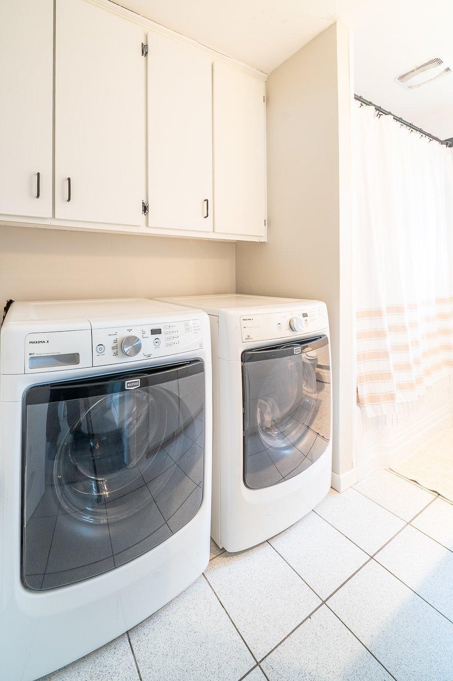 









606

 - 606A


Rue Laurier

,
Val-des-Sources,




QC
J1T2J3

