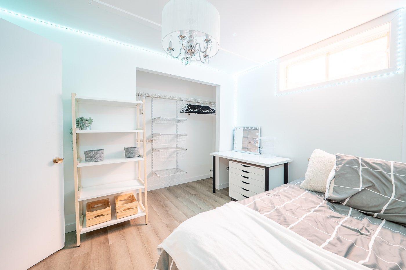 









606

 - 606A


Rue Laurier

,
Val-des-Sources,




QC
J1T2J3

