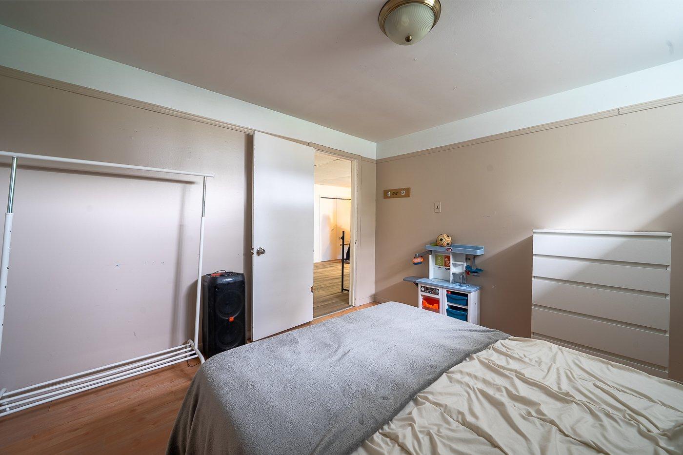 









606

 - 606A


Rue Laurier

,
Val-des-Sources,




QC
J1T2J3

