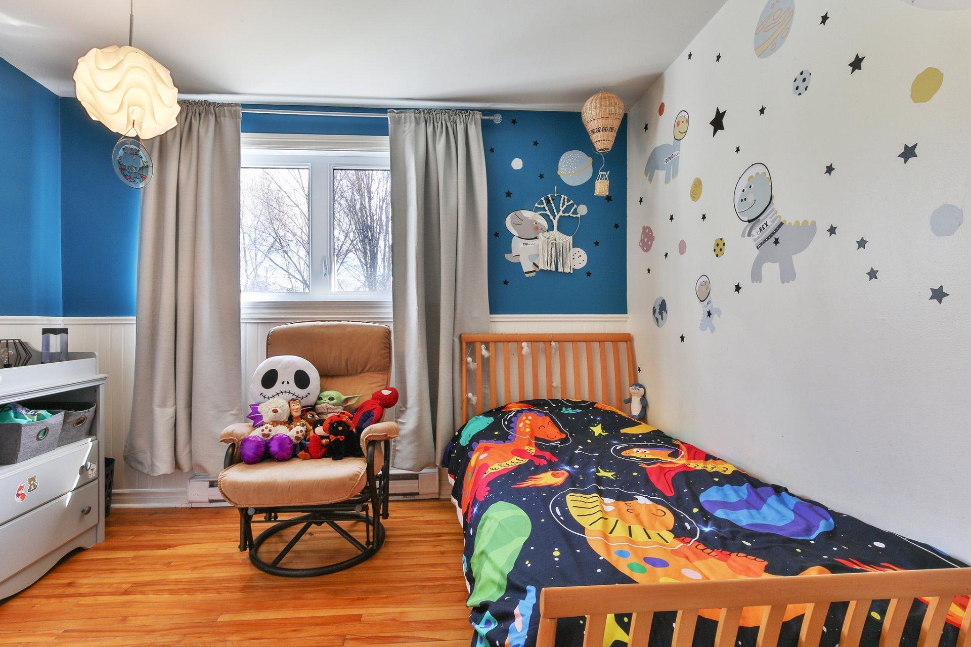 









135


Rue Daignault

,
Saint-Jean-sur-Richelieu,




QC
J2W2E6

