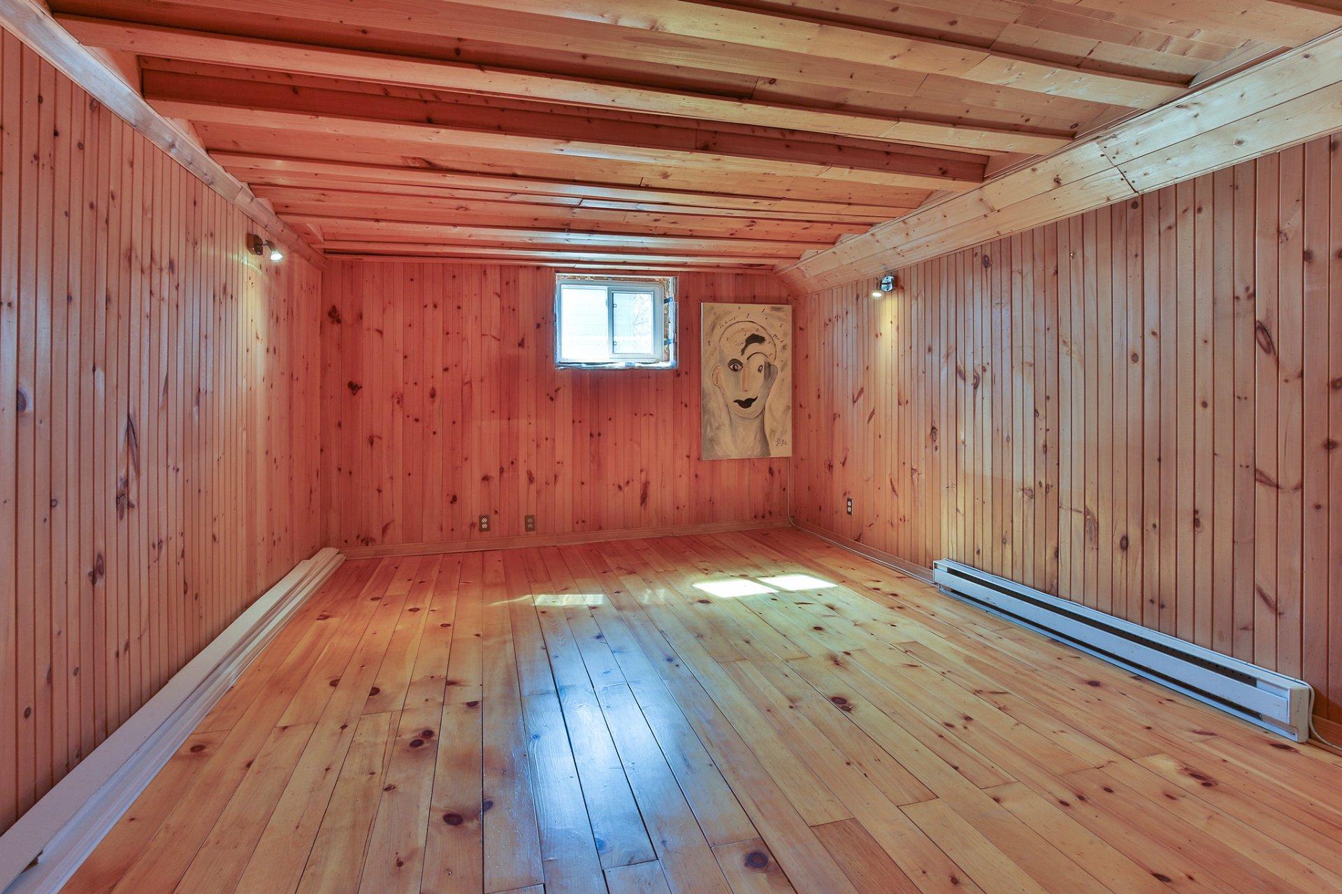









135


Rue Daignault

,
Saint-Jean-sur-Richelieu,




QC
J2W2E6

