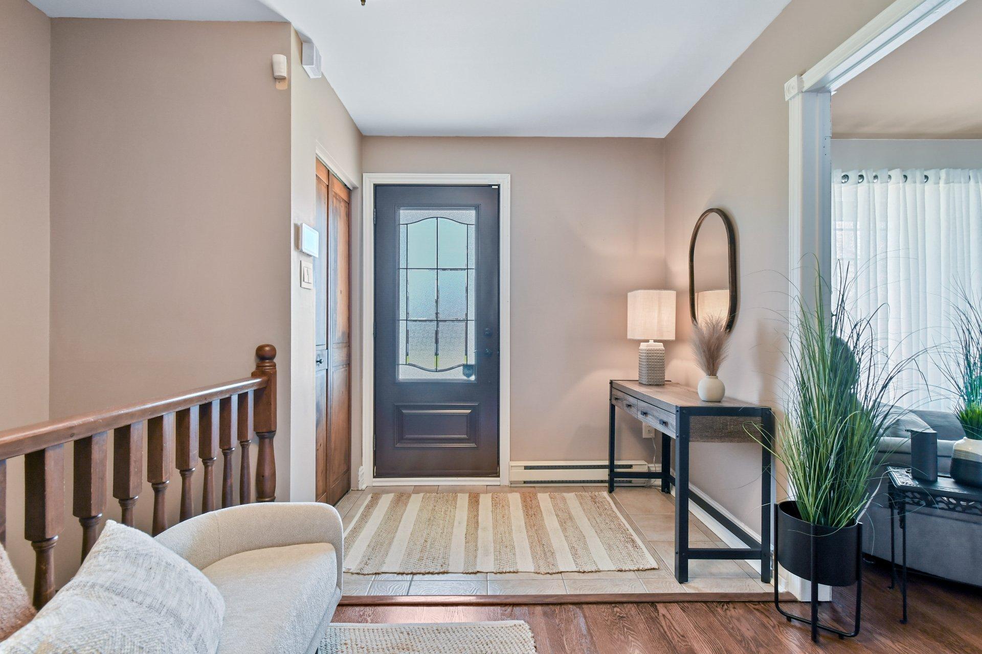 









4605


Rue de La Tesserie

,
Terrebonne (Terrebonne),




QC
J6X1P9

