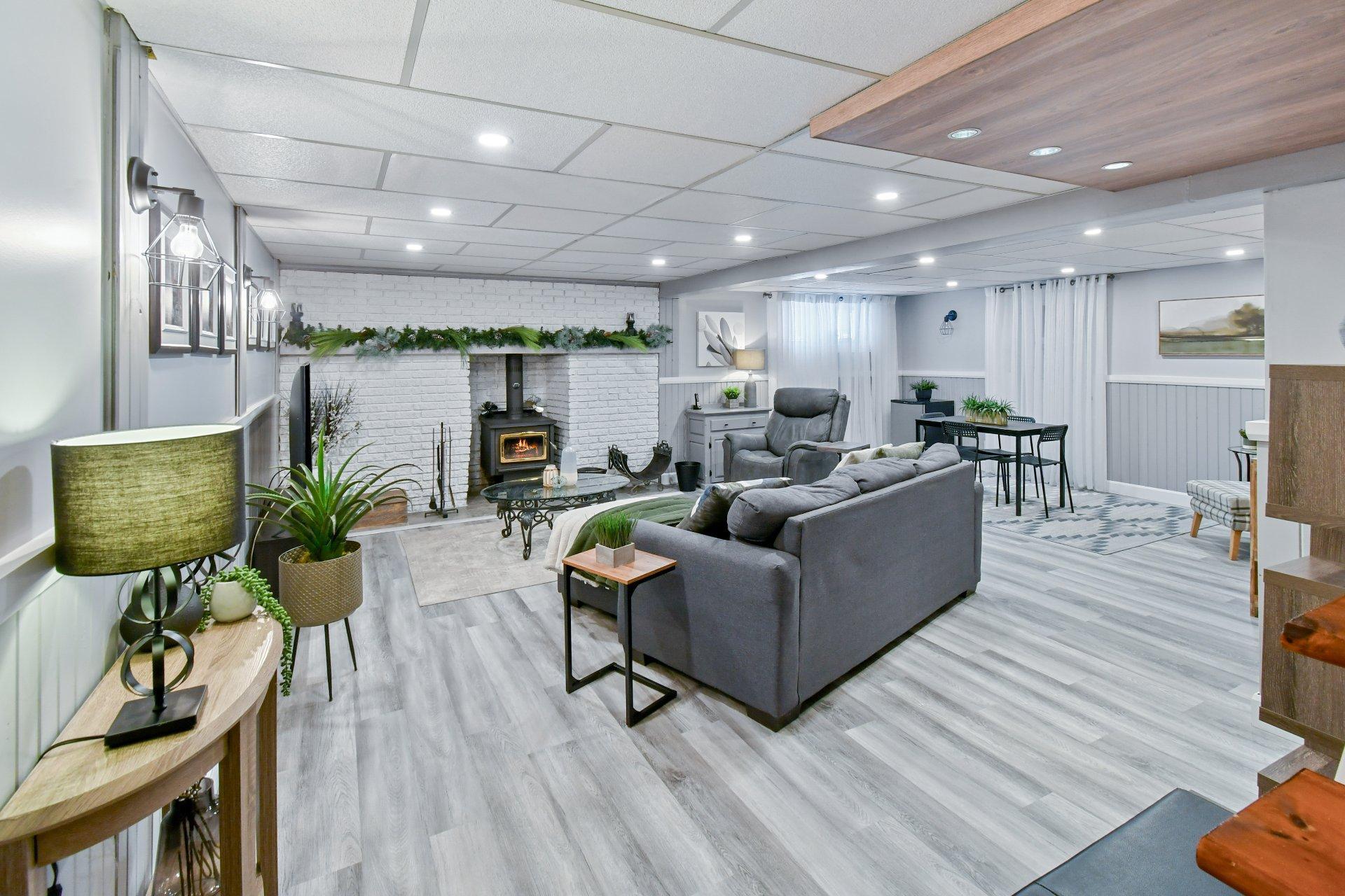 









4605


Rue de La Tesserie

,
Terrebonne (Terrebonne),




QC
J6X1P9


