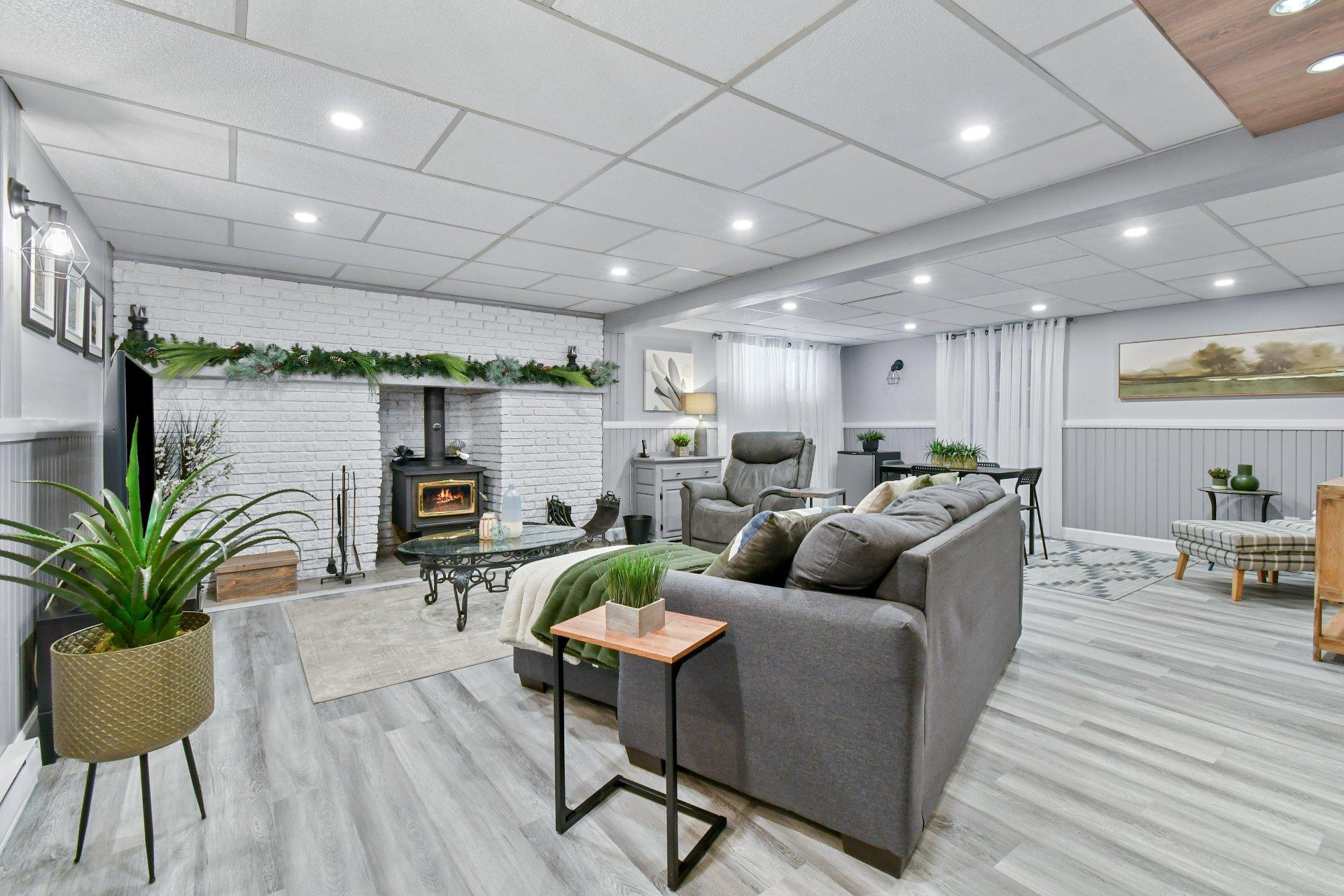 









4605


Rue de La Tesserie

,
Terrebonne (Terrebonne),




QC
J6X1P9

