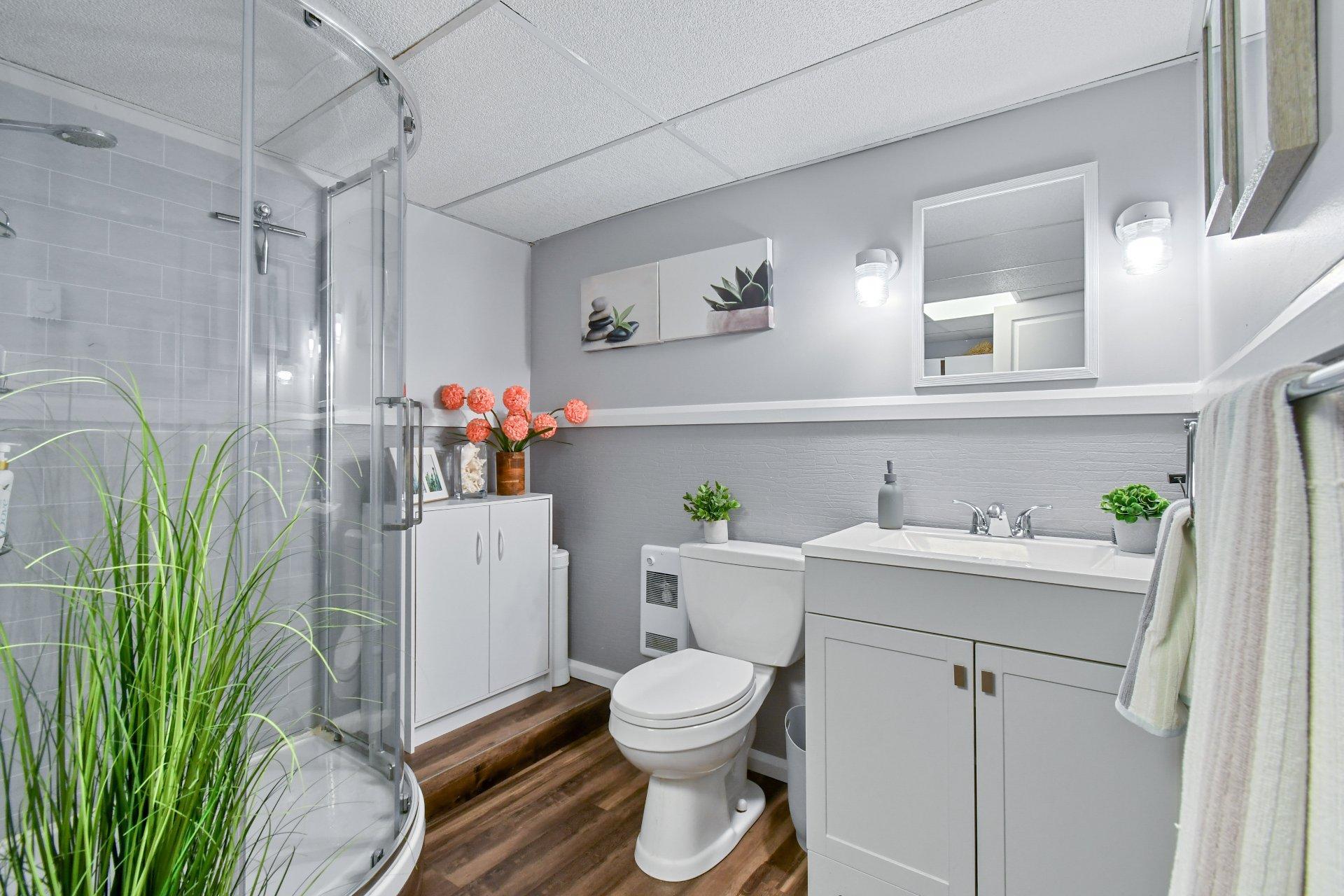 









4605


Rue de La Tesserie

,
Terrebonne (Terrebonne),




QC
J6X1P9

