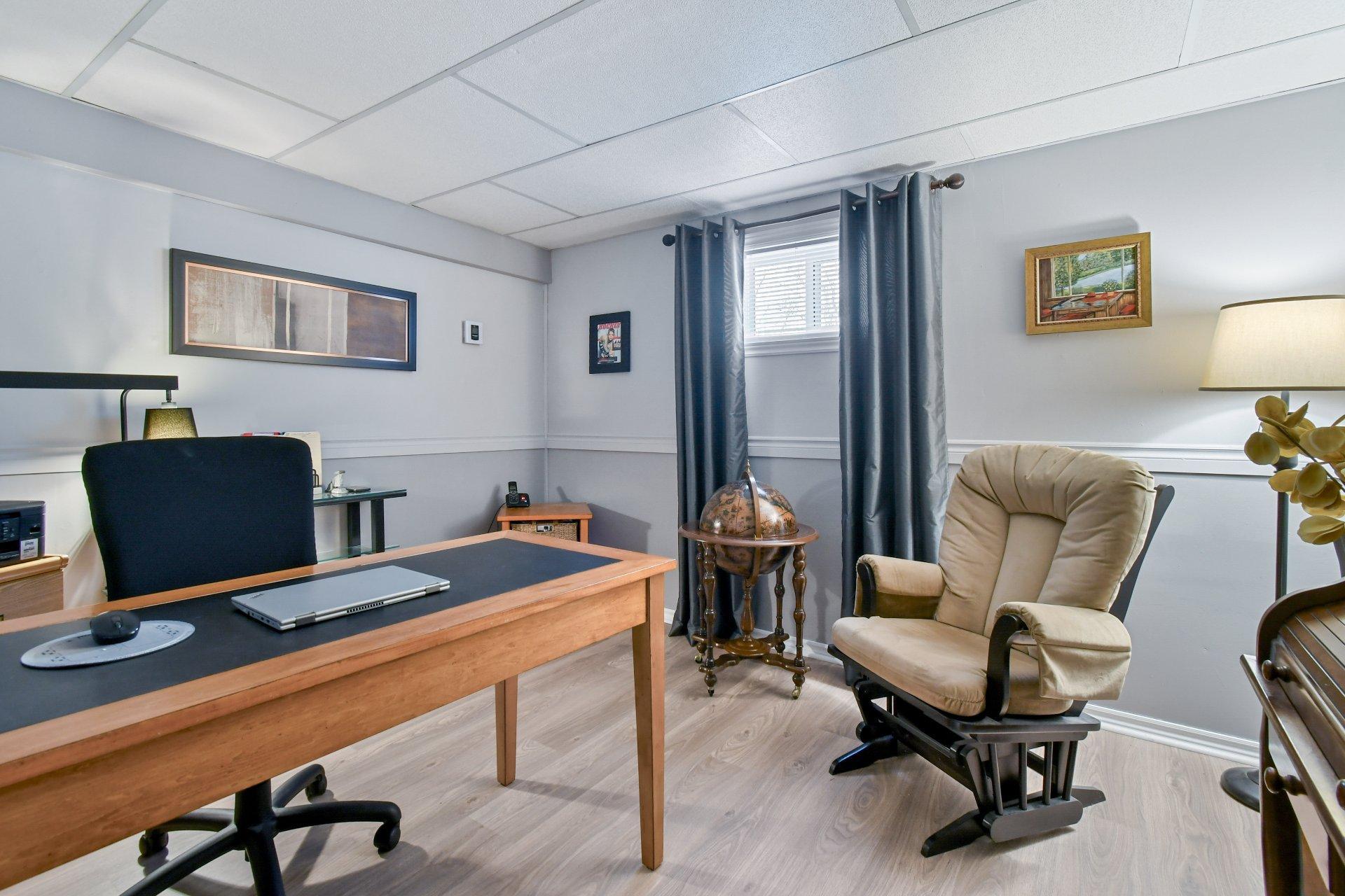 









4605


Rue de La Tesserie

,
Terrebonne (Terrebonne),




QC
J6X1P9

