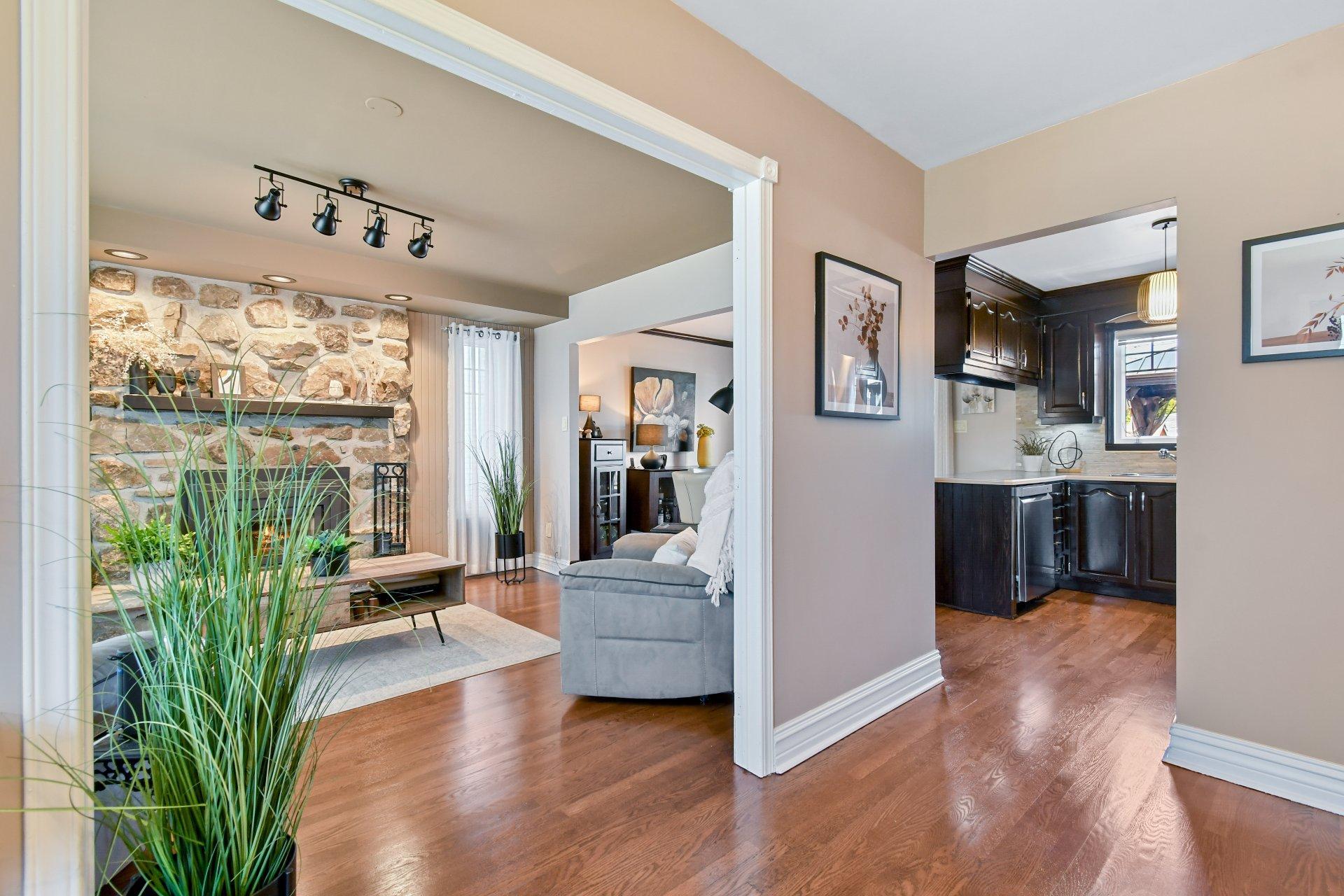 









4605


Rue de La Tesserie

,
Terrebonne (Terrebonne),




QC
J6X1P9


