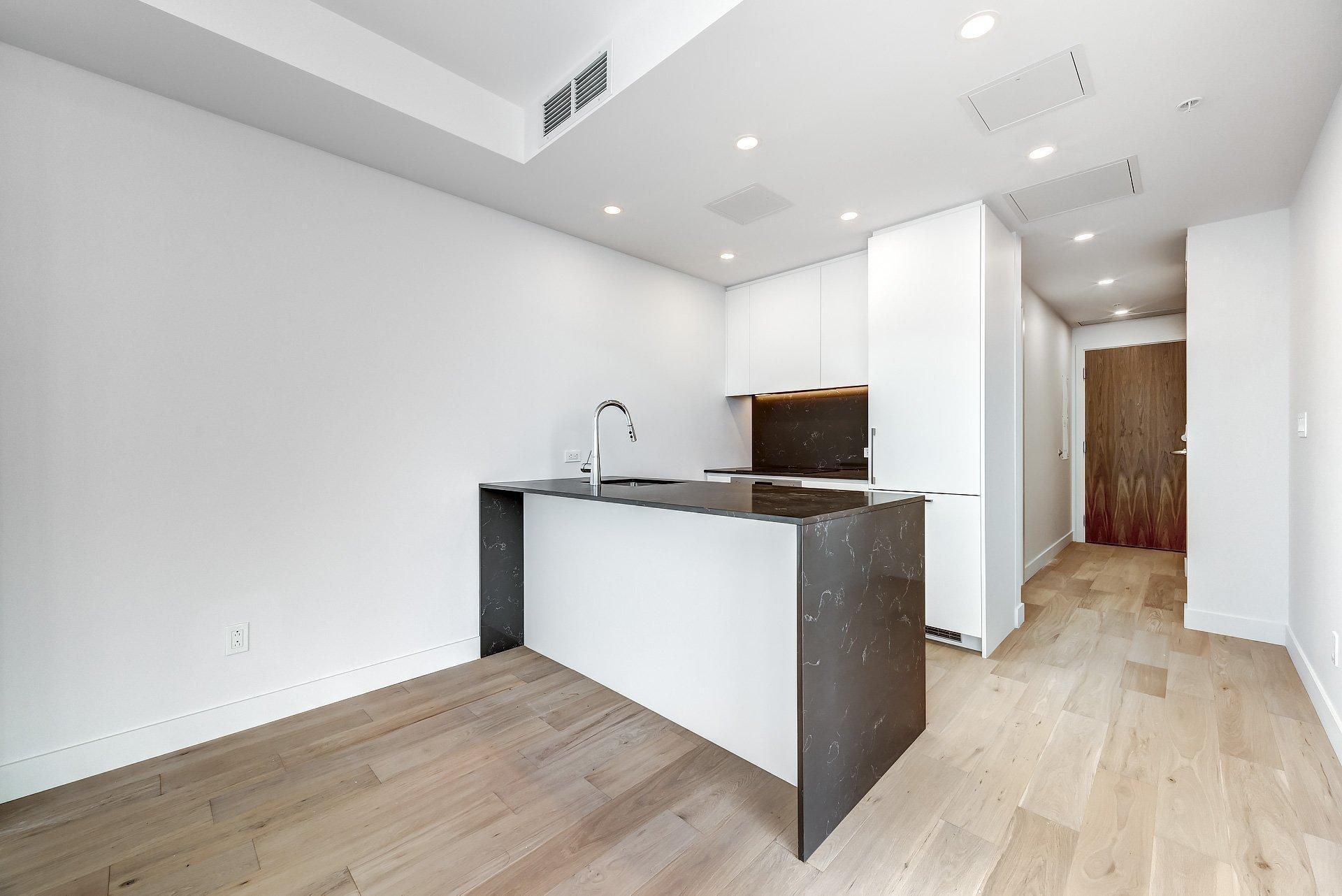 









1500


Boul. René-Lévesque O.

, 1107,
Montréal (Ville-Marie),




QC
H3G0H6


