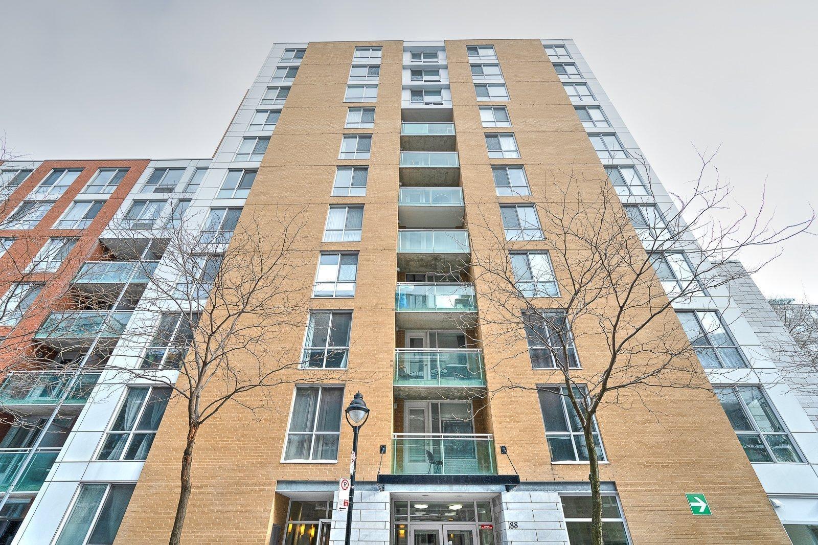 









88


Rue Charlotte

, 414,
Montréal (Ville-Marie),




QC
H2X4E2

