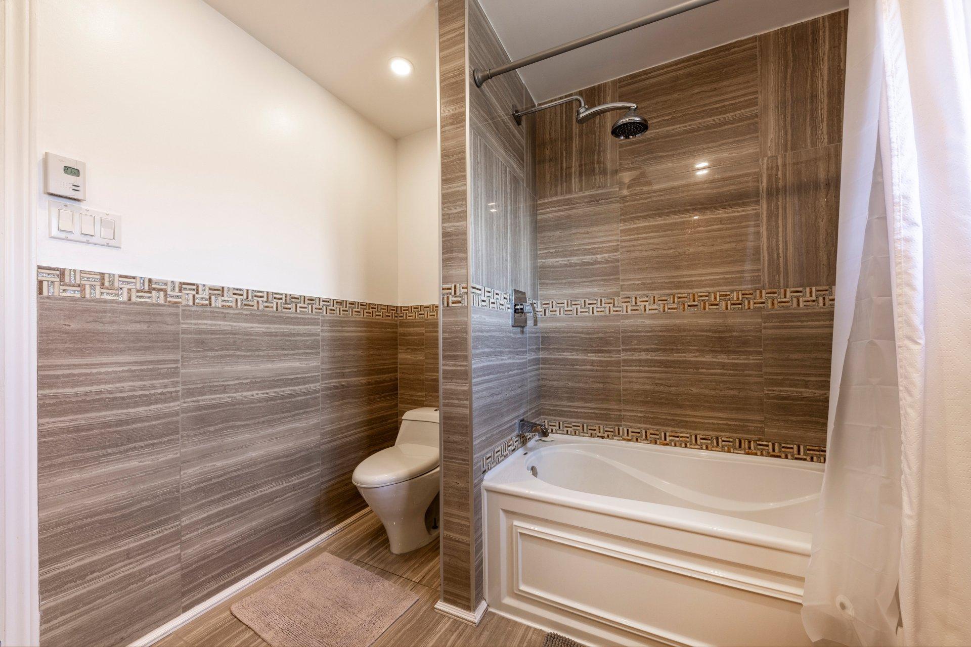 









8500


Av. François-Blanchard

,
Montréal (Rivière-des-Prairies/Pointe-aux-Trembles),




QC
H1E4X1

