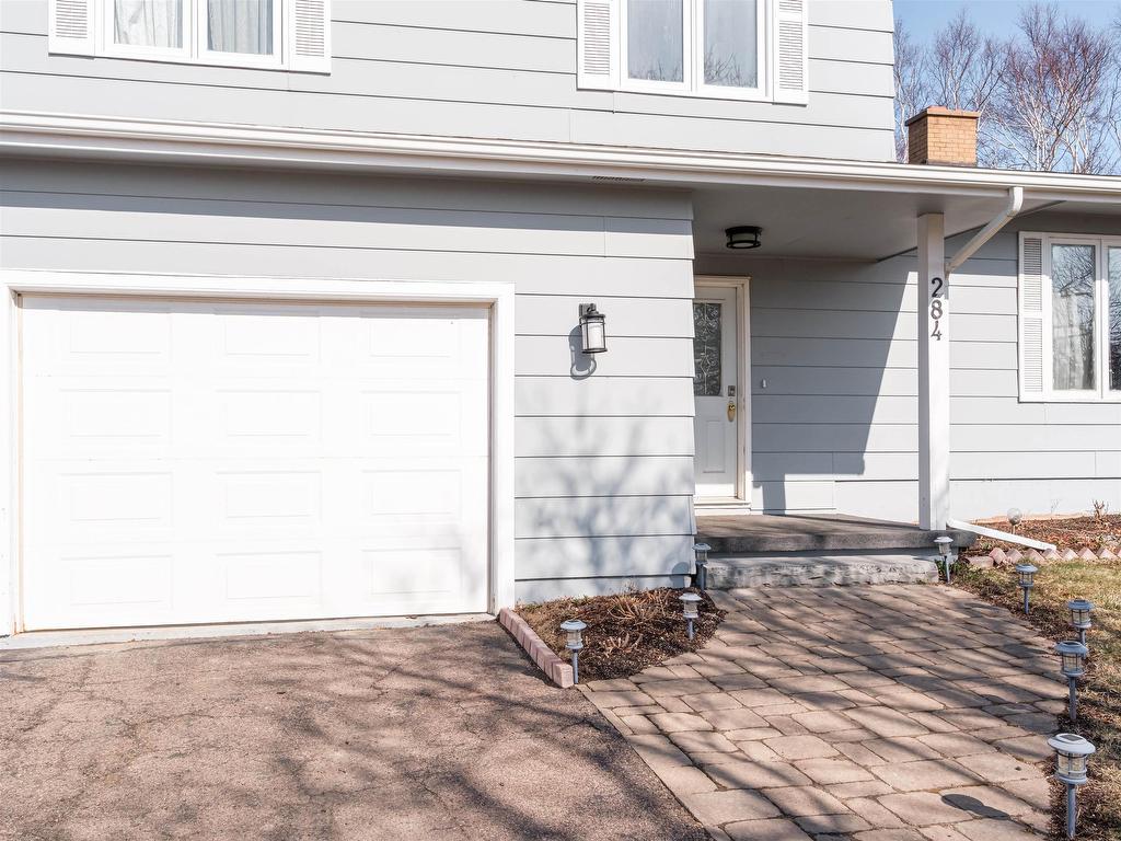 












284 North River Road

,
Charlottetown,




PE
C1A 3L8

