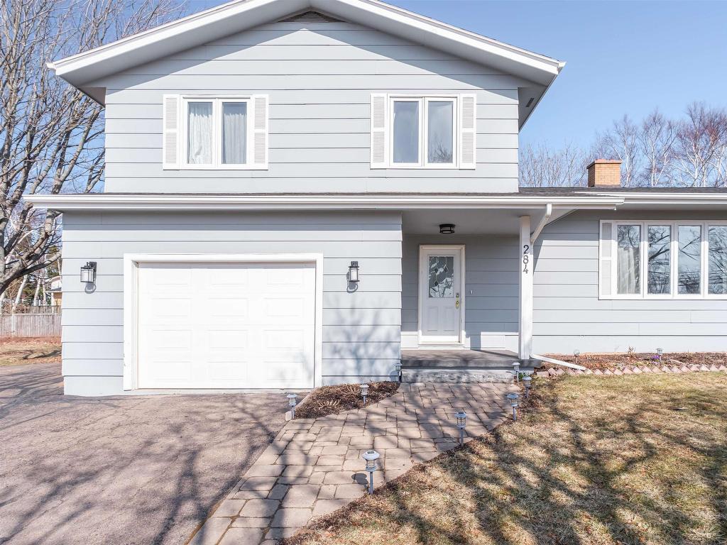 












284 North River Road

,
Charlottetown,




PE
C1A 3L8

