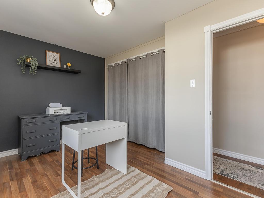 












20 Cook Street

,
Truro,




NS
B2N 2E4

