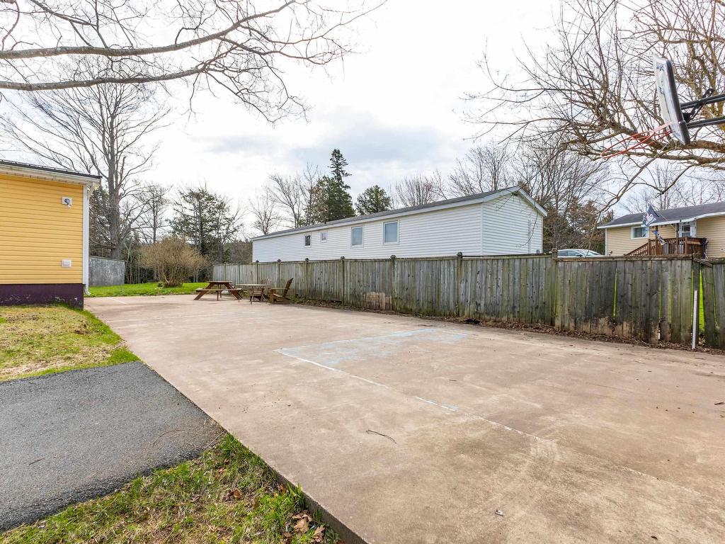 












20 Cook Street

,
Truro,




NS
B2N 2E4

