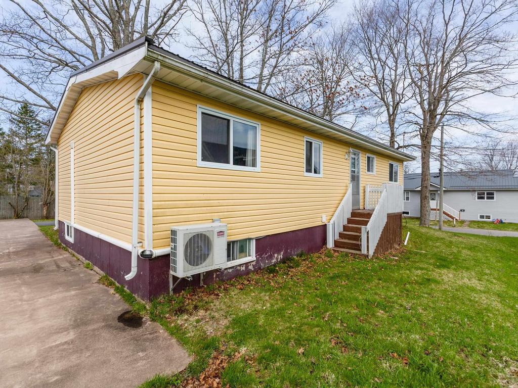 












20 Cook Street

,
Truro,




NS
B2N 2E4

