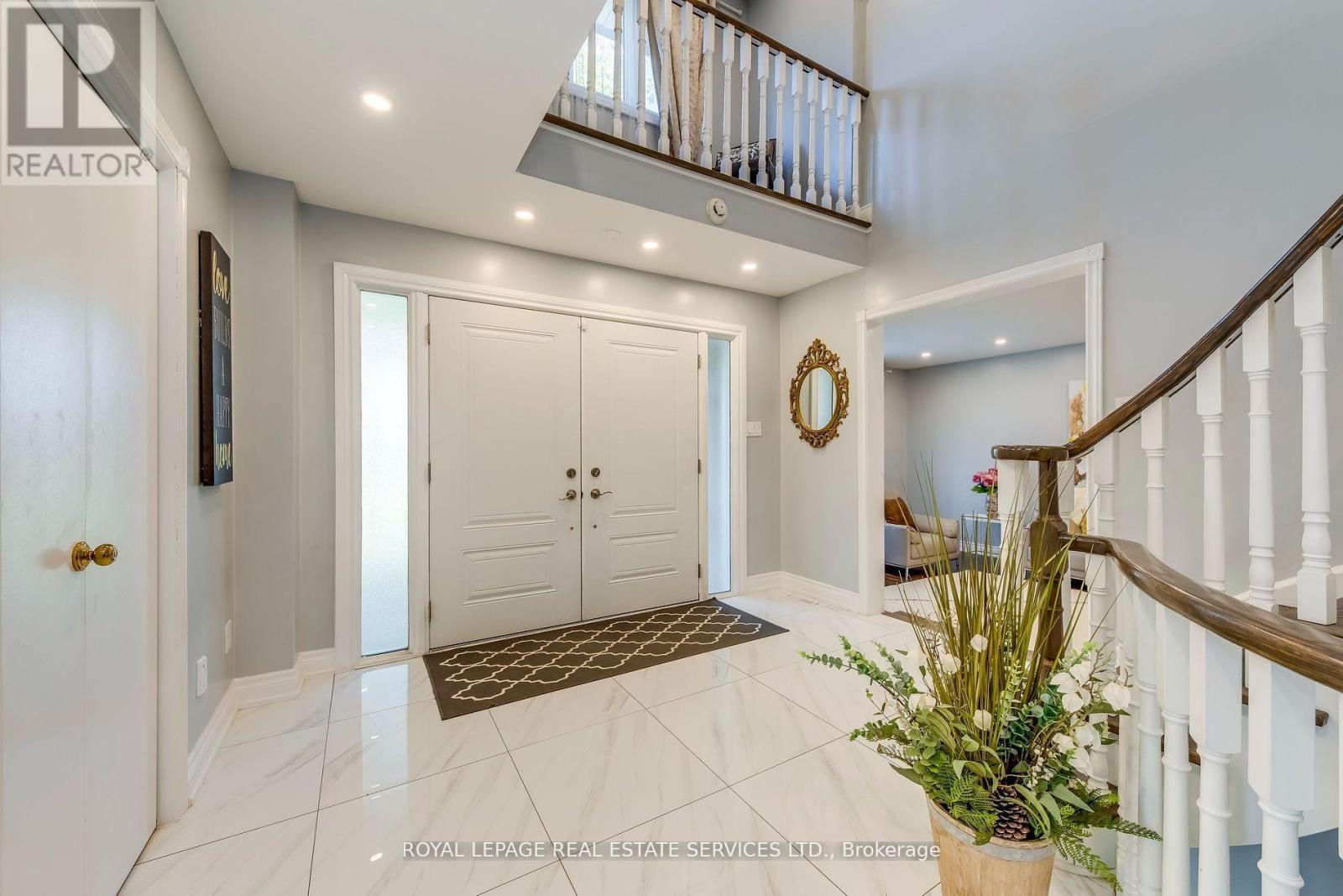 












335 QUEEN STREET S

,
Mississauga,




Ontario
L5M1M3

