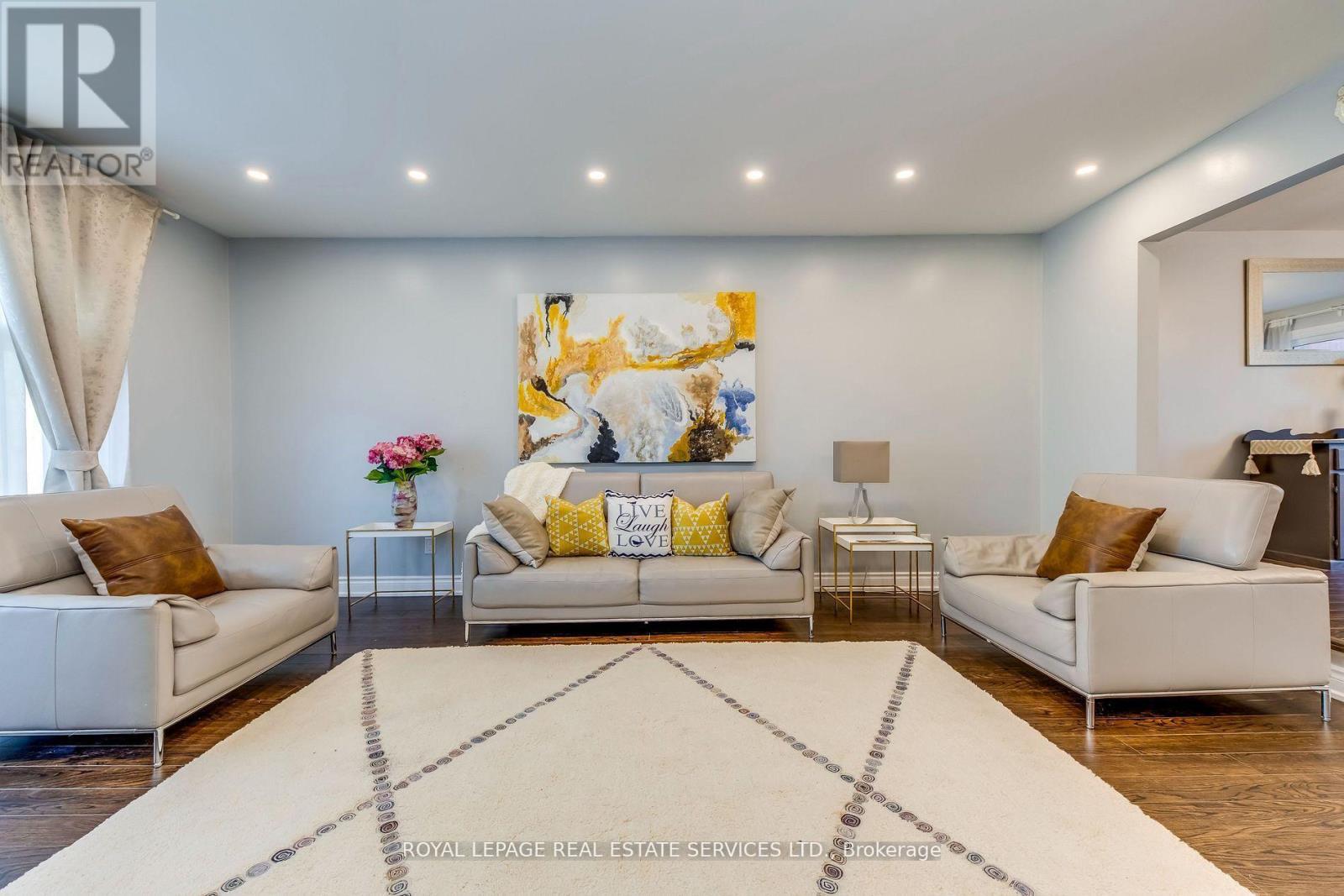 












335 QUEEN STREET S

,
Mississauga,




Ontario
L5M1M3

