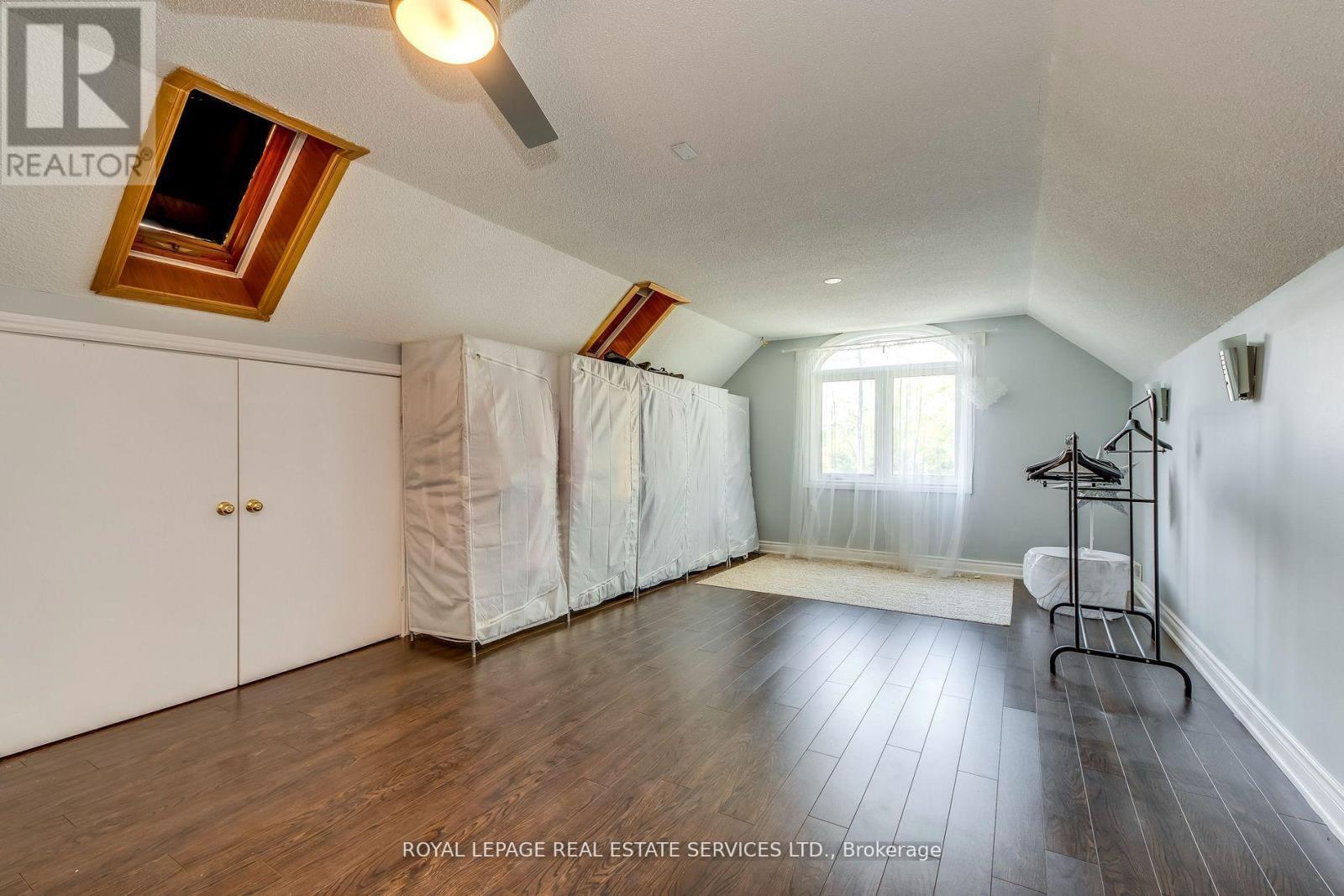 












335 QUEEN STREET S

,
Mississauga,




Ontario
L5M1M3

