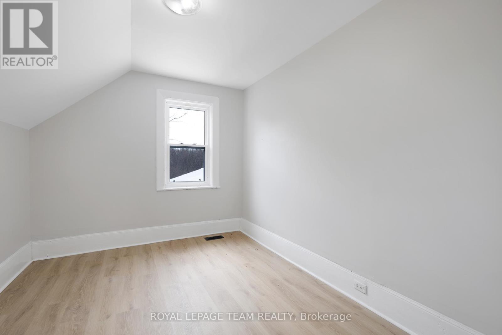 












1461 GOSHEN ROAD

,
Horton,







Ontario
K7V3Z4

