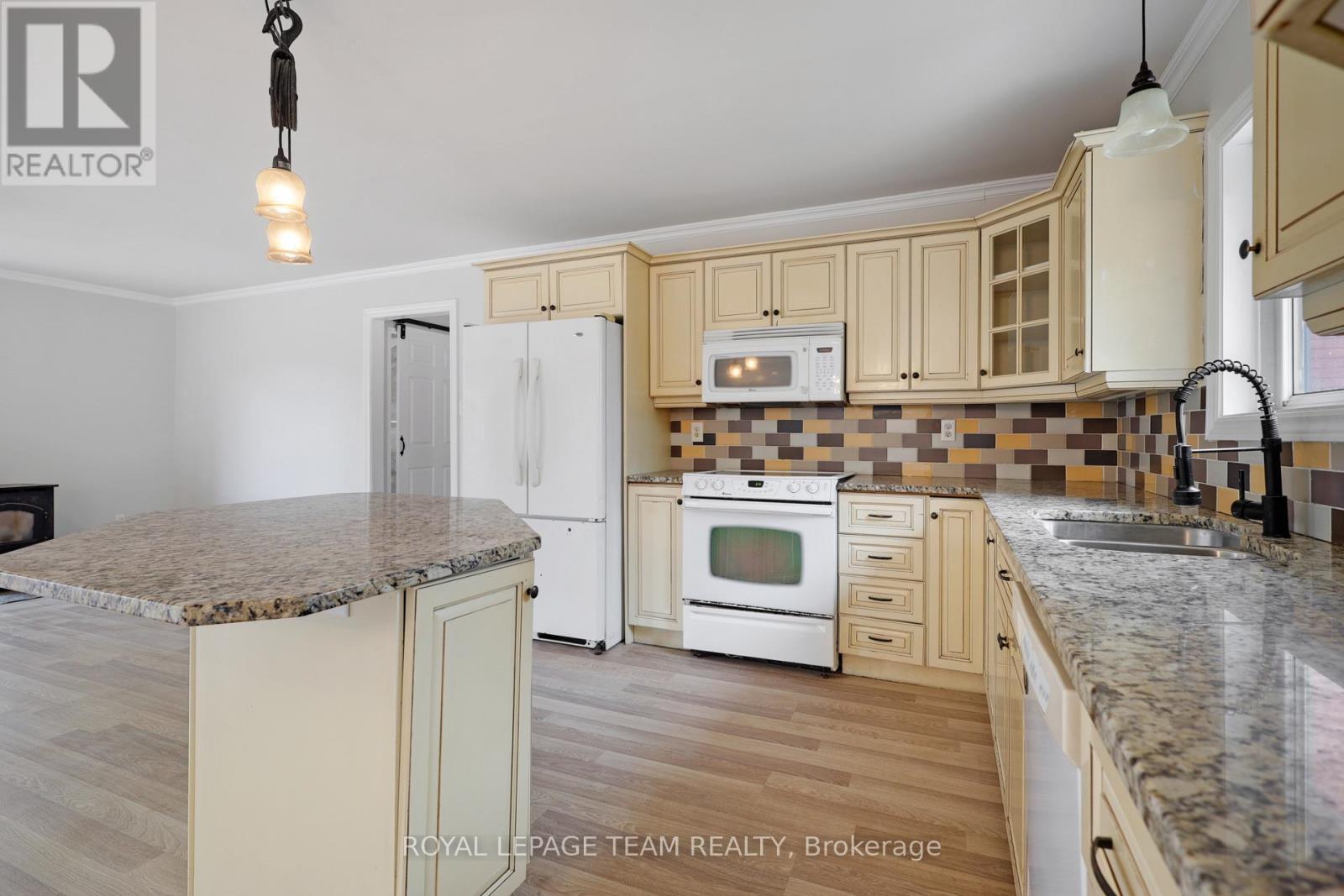 












1461 GOSHEN ROAD

,
Horton,







Ontario
K7V3Z4


