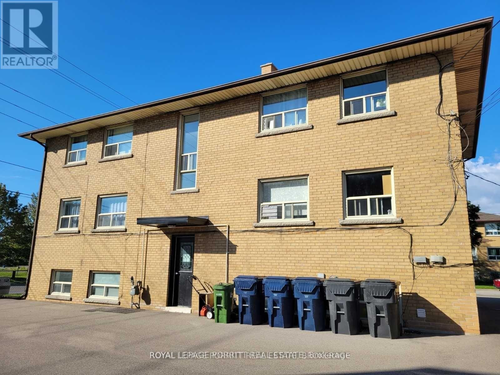 












1 - 149 ALDERBRAE AVENUE

,
Toronto,




Ontario
M8W4K2

