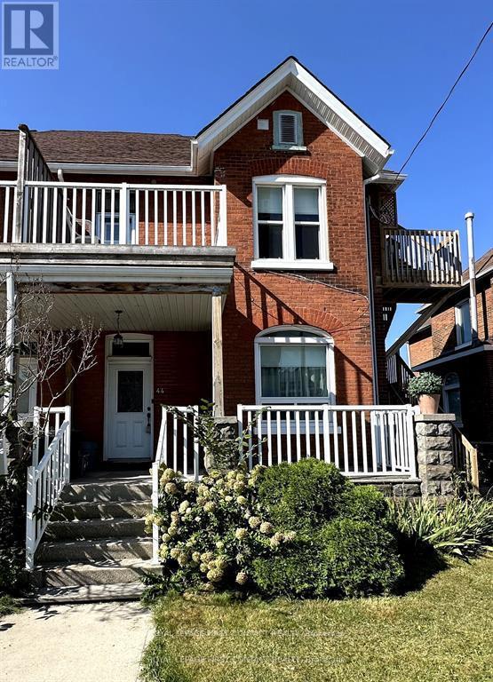 












1 - 44 TORONTO STREET

,
Barrie,




Ontario
L4N1T9


